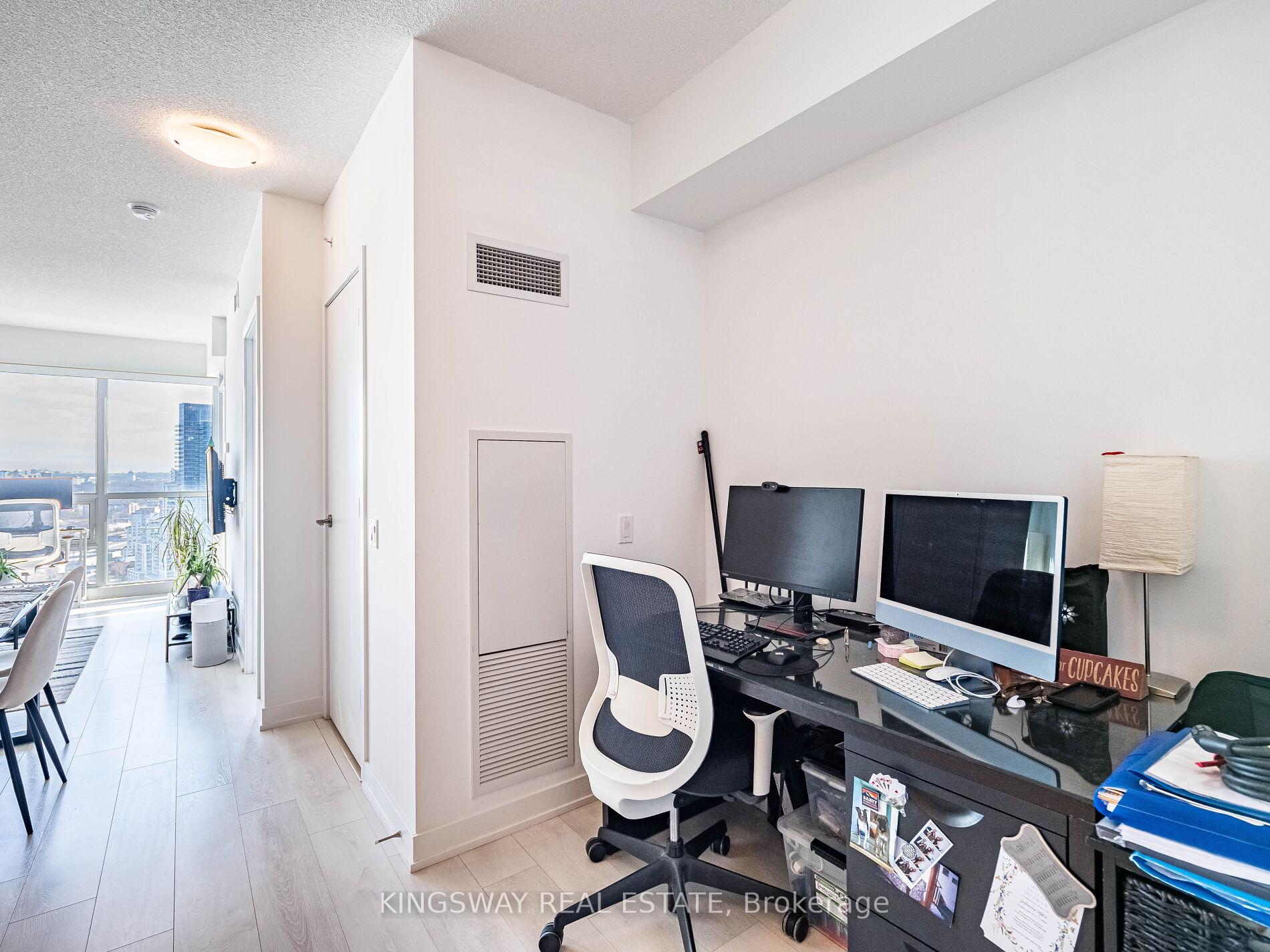 2 Bedrooms Condo at 2200 Lakeshore,  Toronto For sale