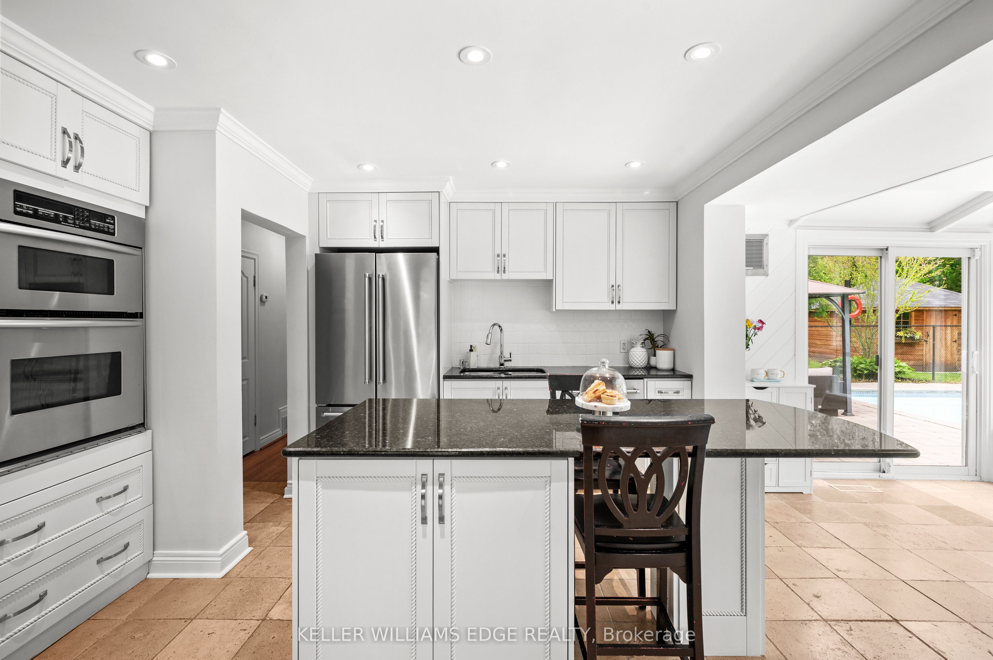1589 Crediton Parkway