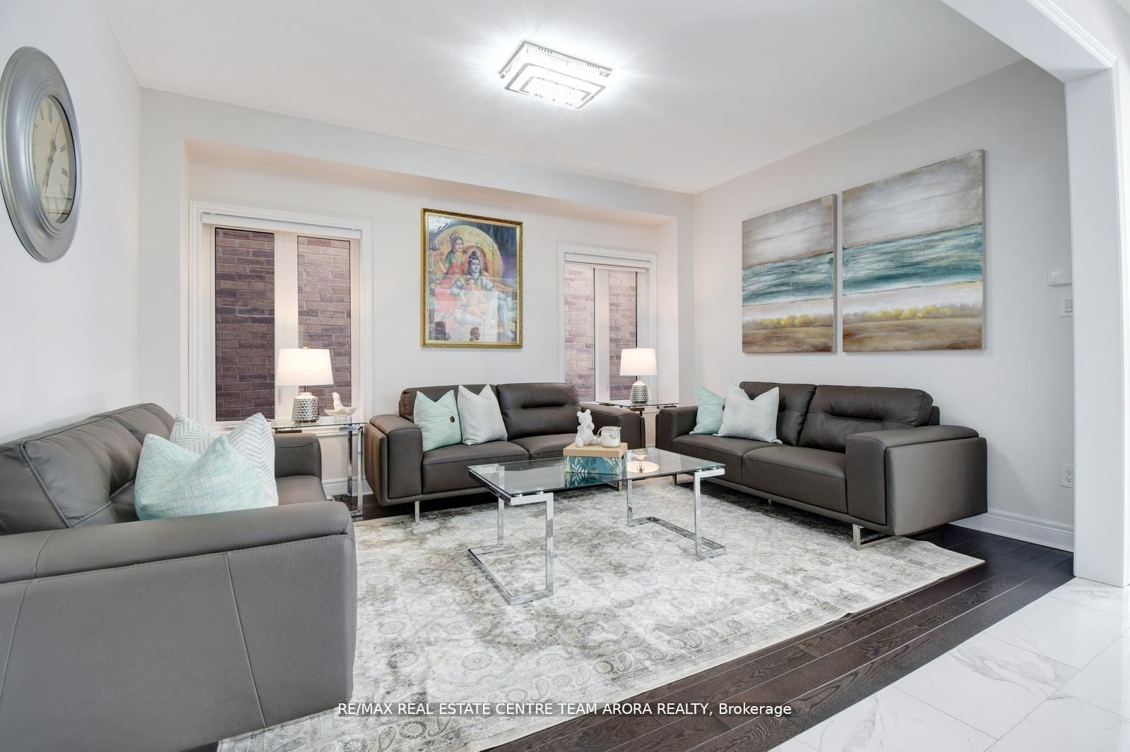 38 Rosewell Crescent