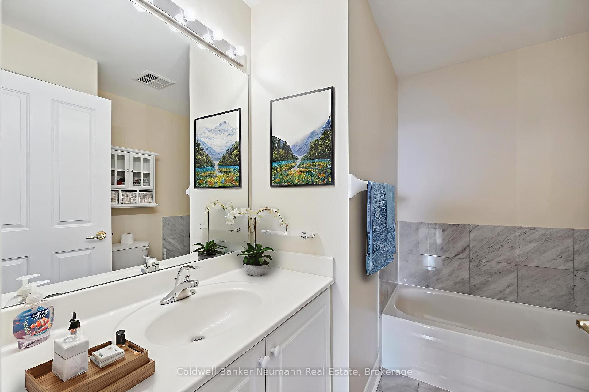 1 Bedroom Condo at 40 Old Mill, Oakville For sale