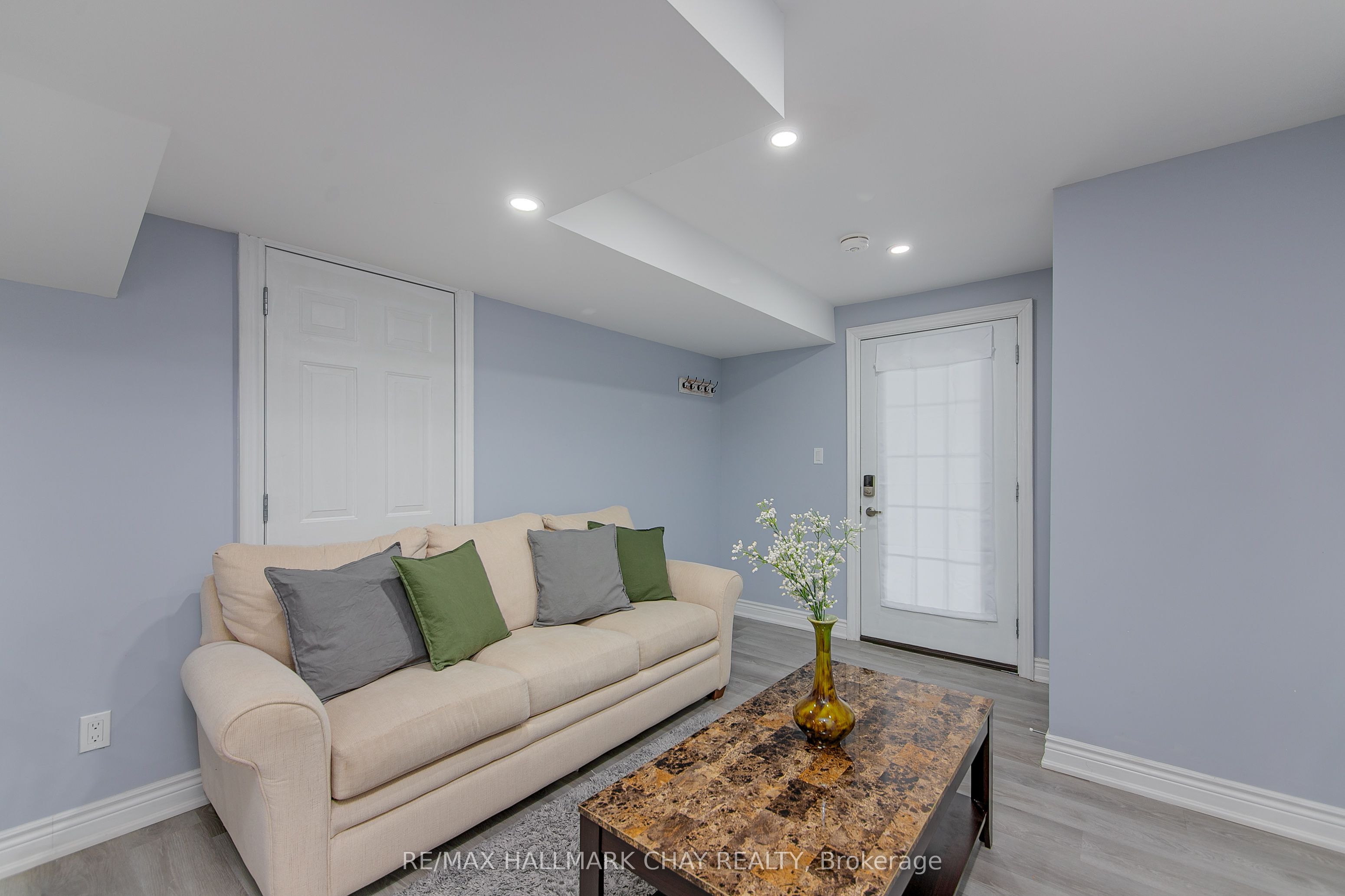 896 John Street, #B1