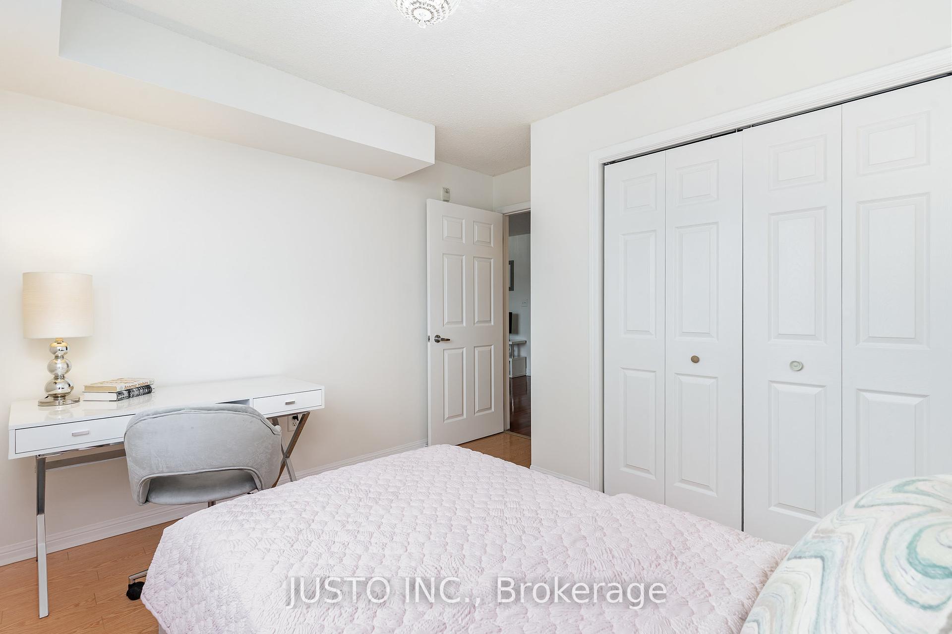 3 Bedrooms Condo at 5235 Finch,  Toronto For sale