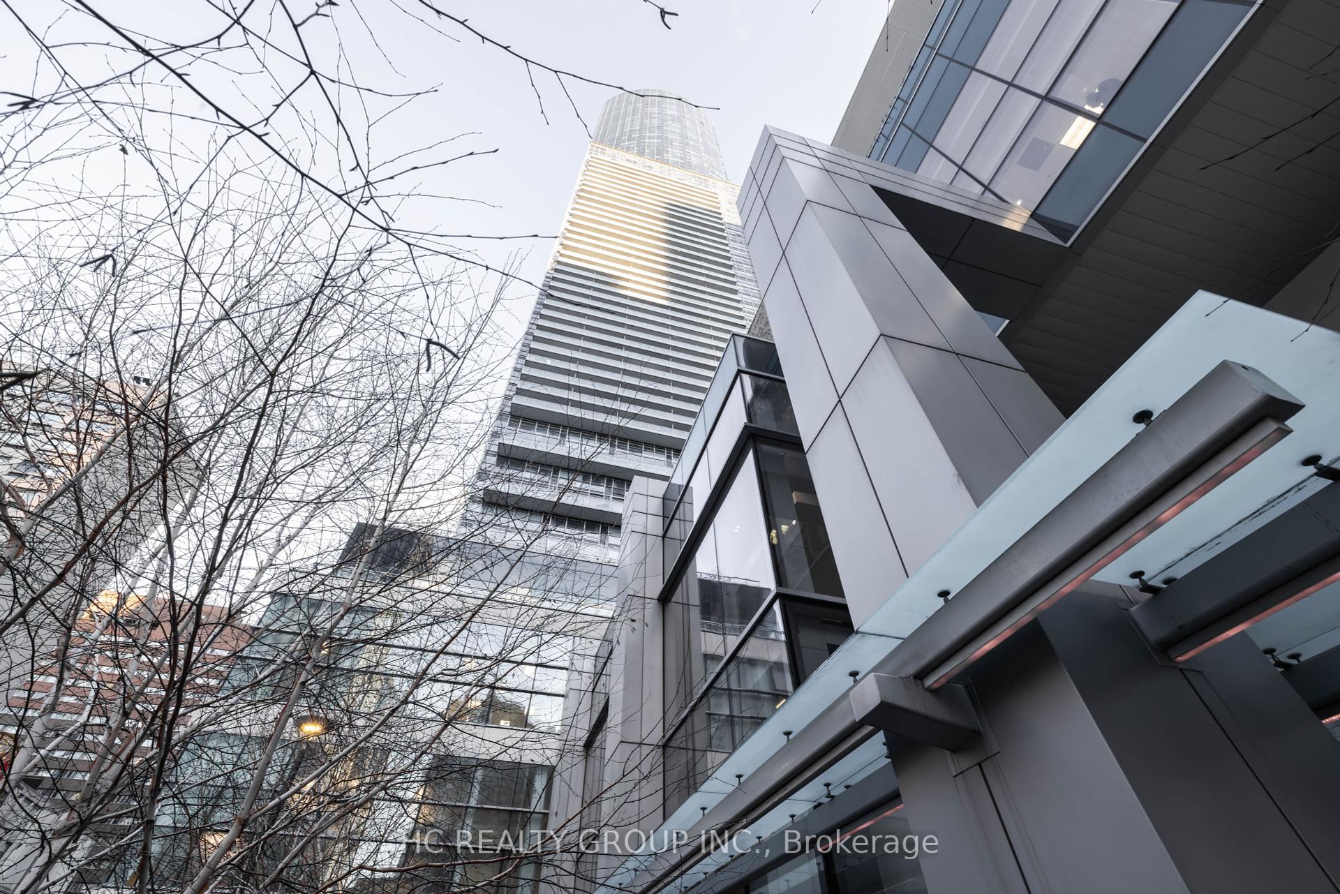 1 Bedroom Condo at 386 Yonge, Toronto For sale