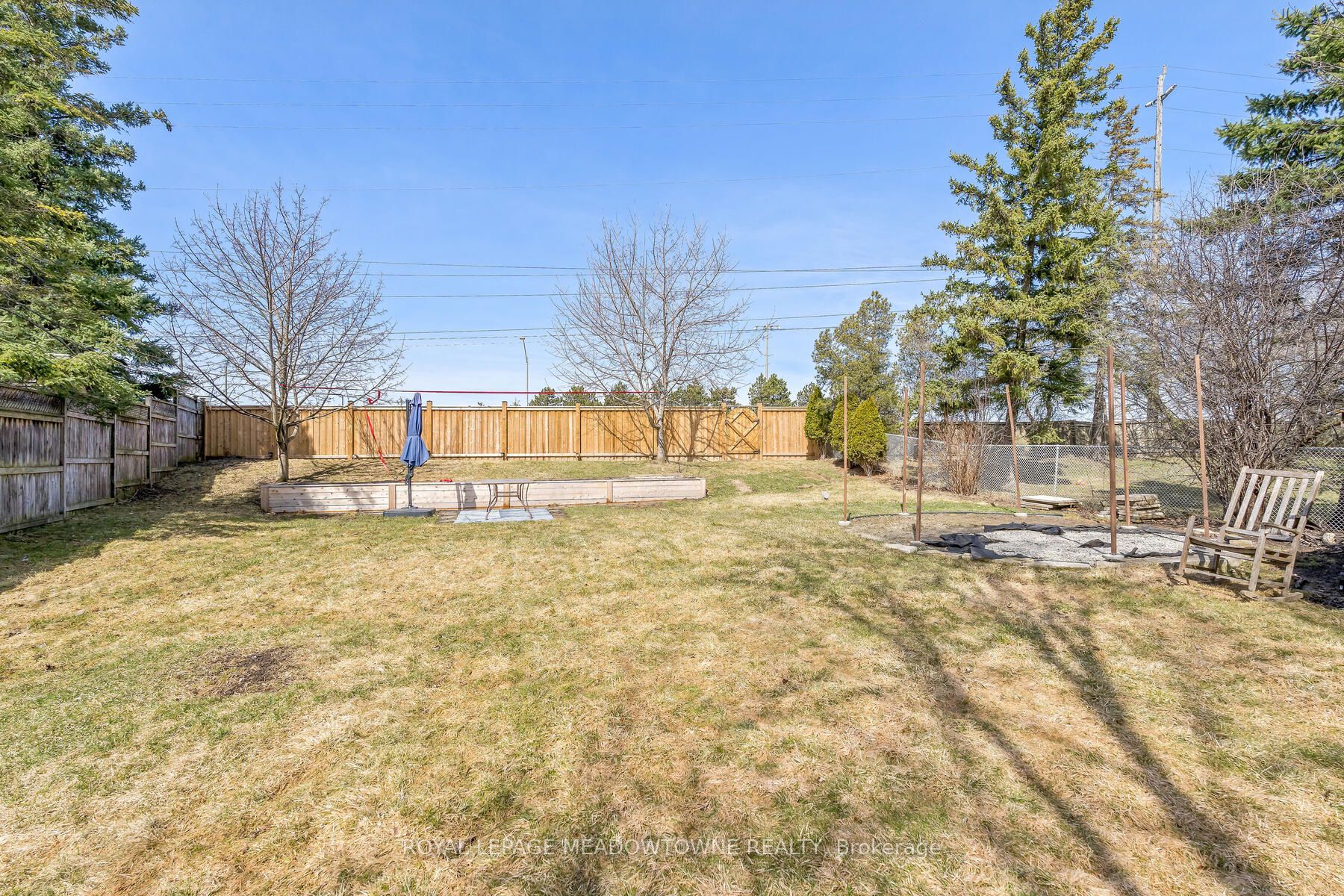 338 Whitehead Crescent