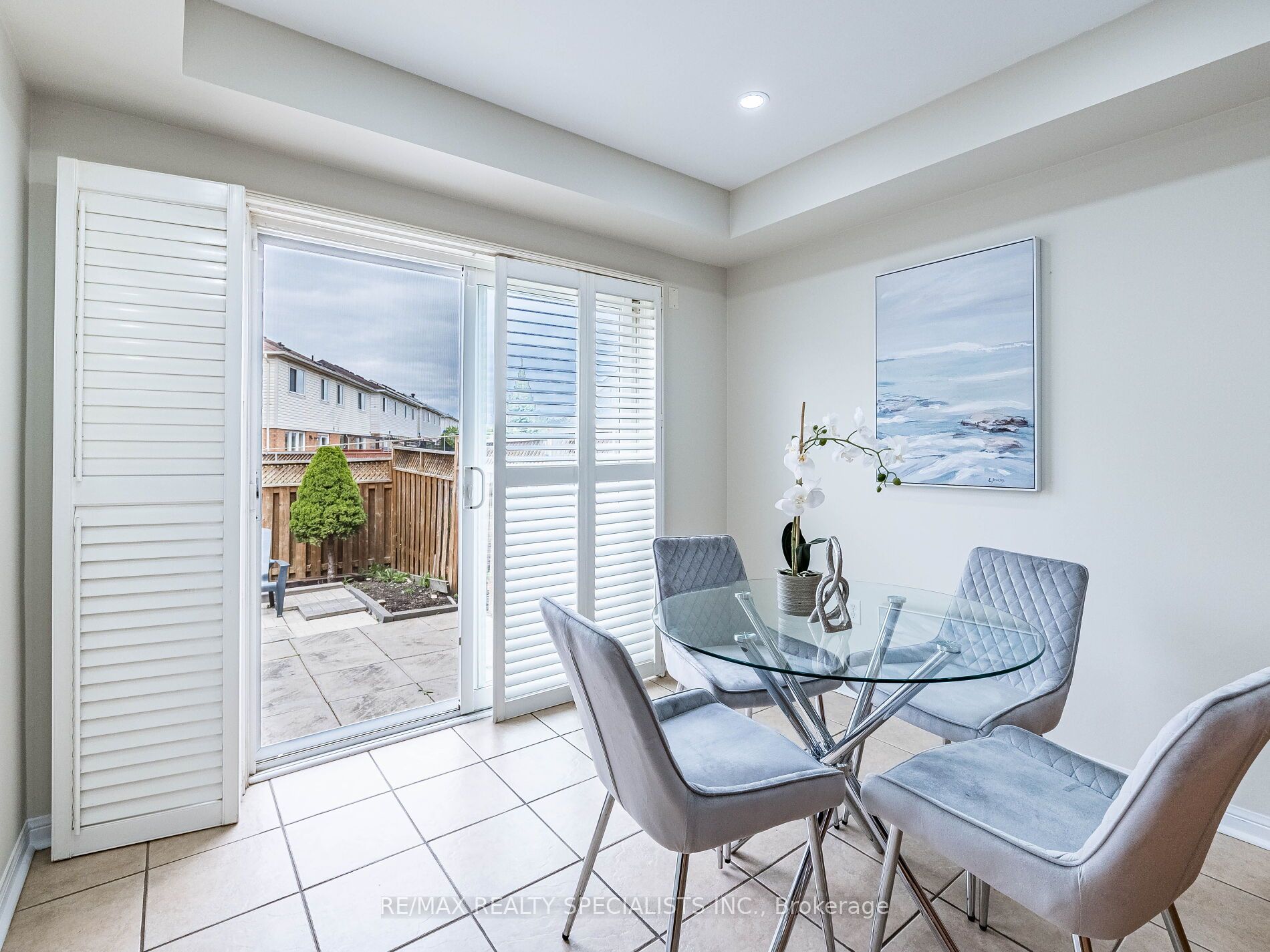18 Jessop Drive