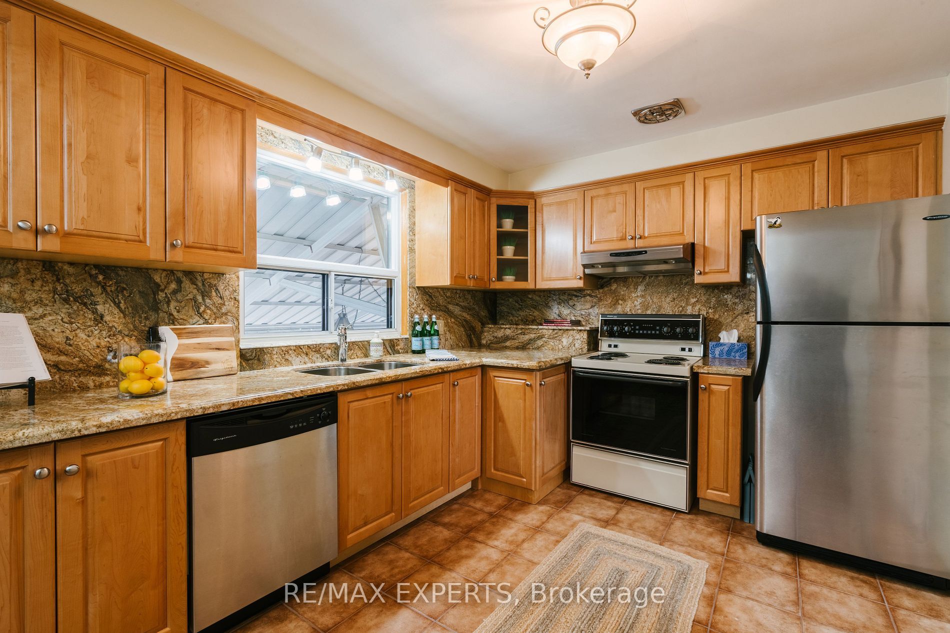 1 Creston Road