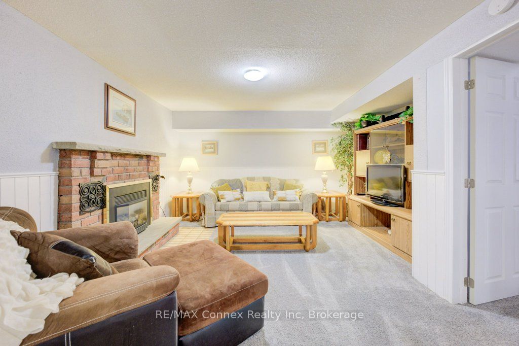 59 Rosebud Avenue