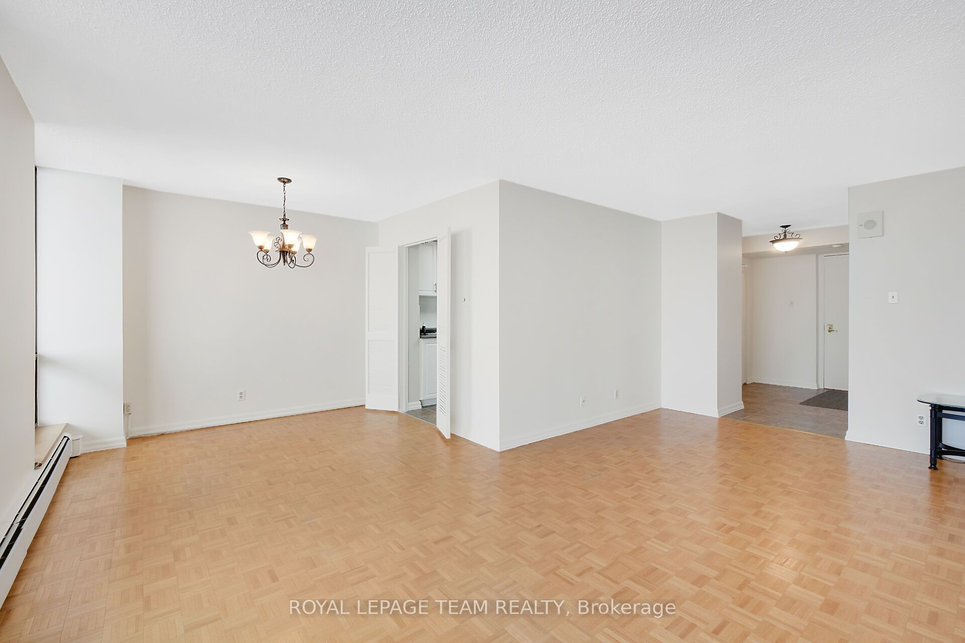 #1501 - 505 St Laurent Boulevard, ManorParkCardinalGlenandArea, ON K1K 3X4