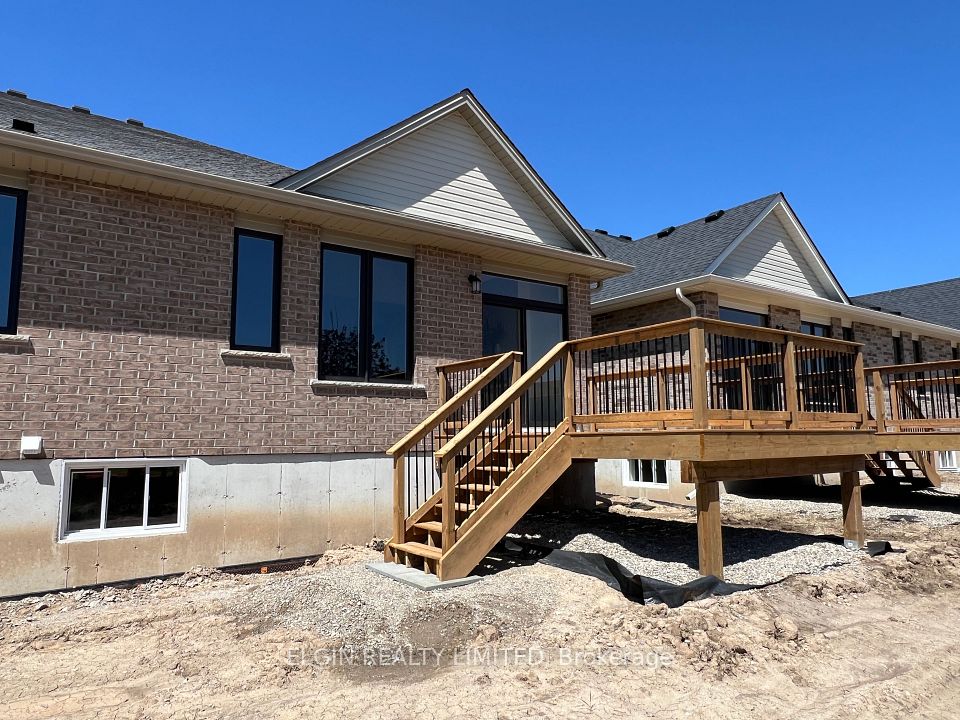 6 Hemlock Crescent, Aylmer, ON N5H 0B9