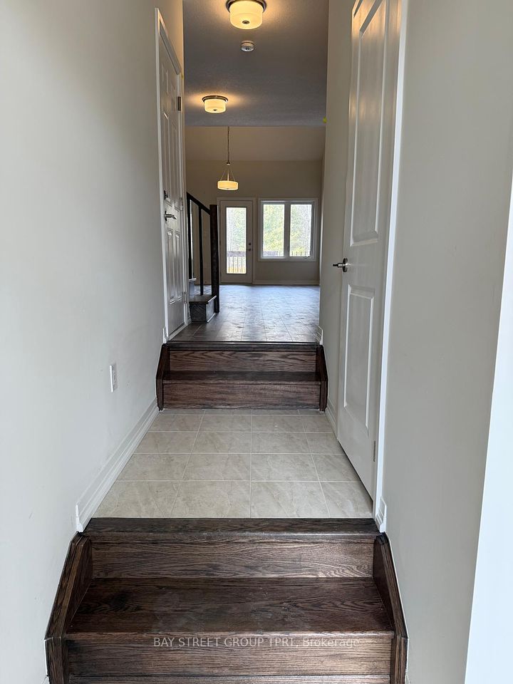 3074 Sandy Acres Avenue, Severn, ON L3V 8P8