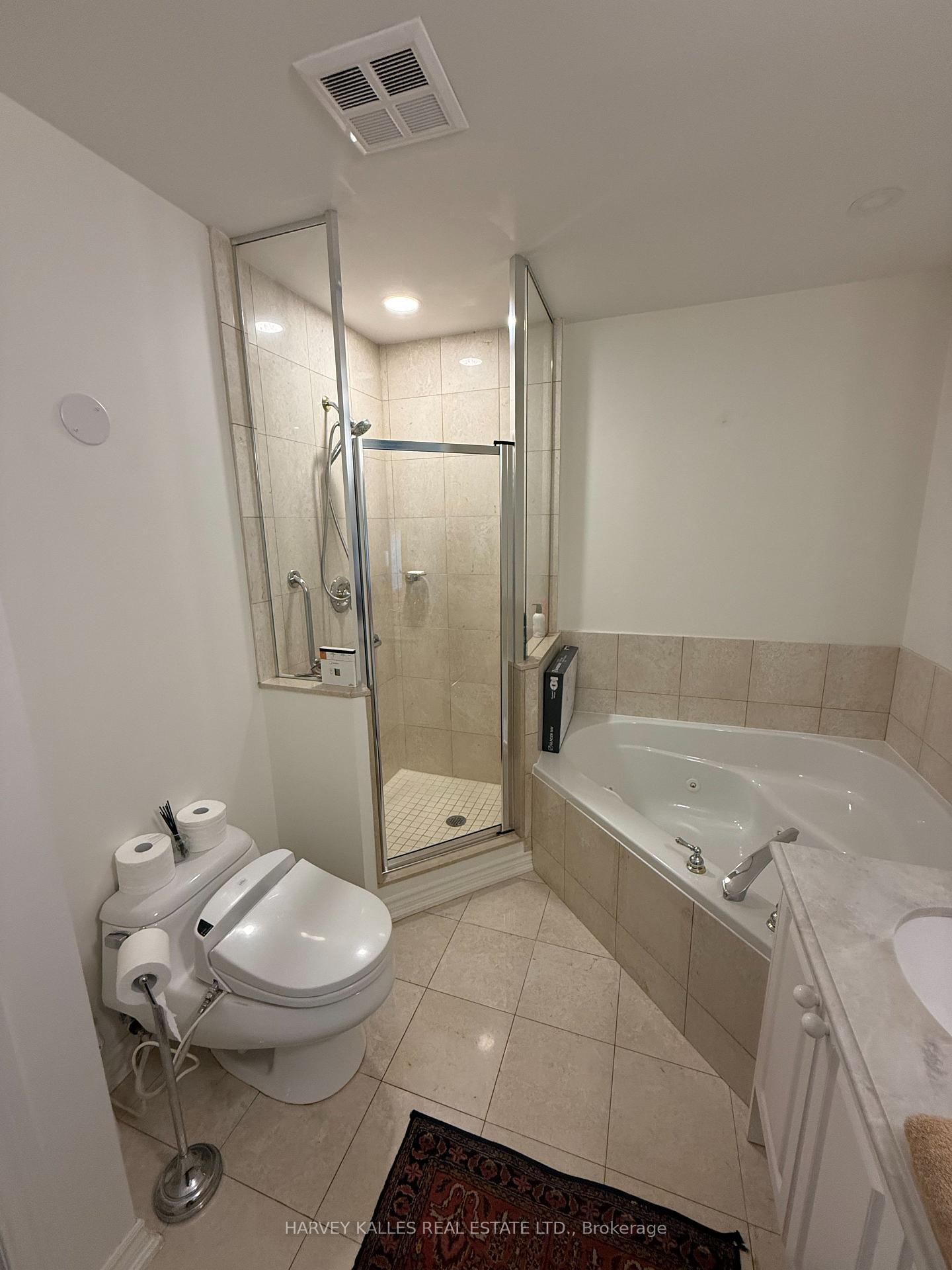 1 Glen Park Avenue 203