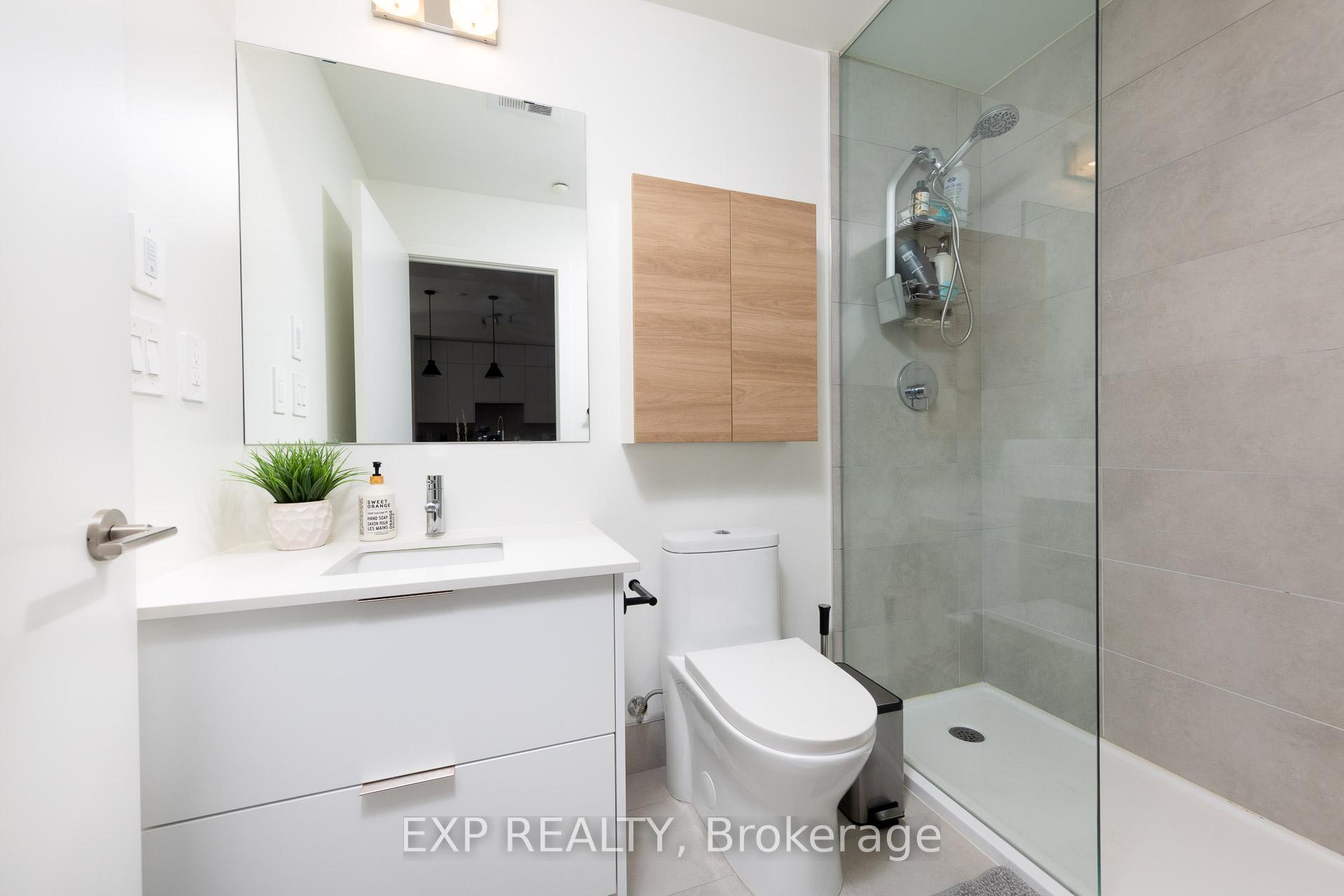 2 Bedrooms Condo at 495 Logan, Toronto For sale