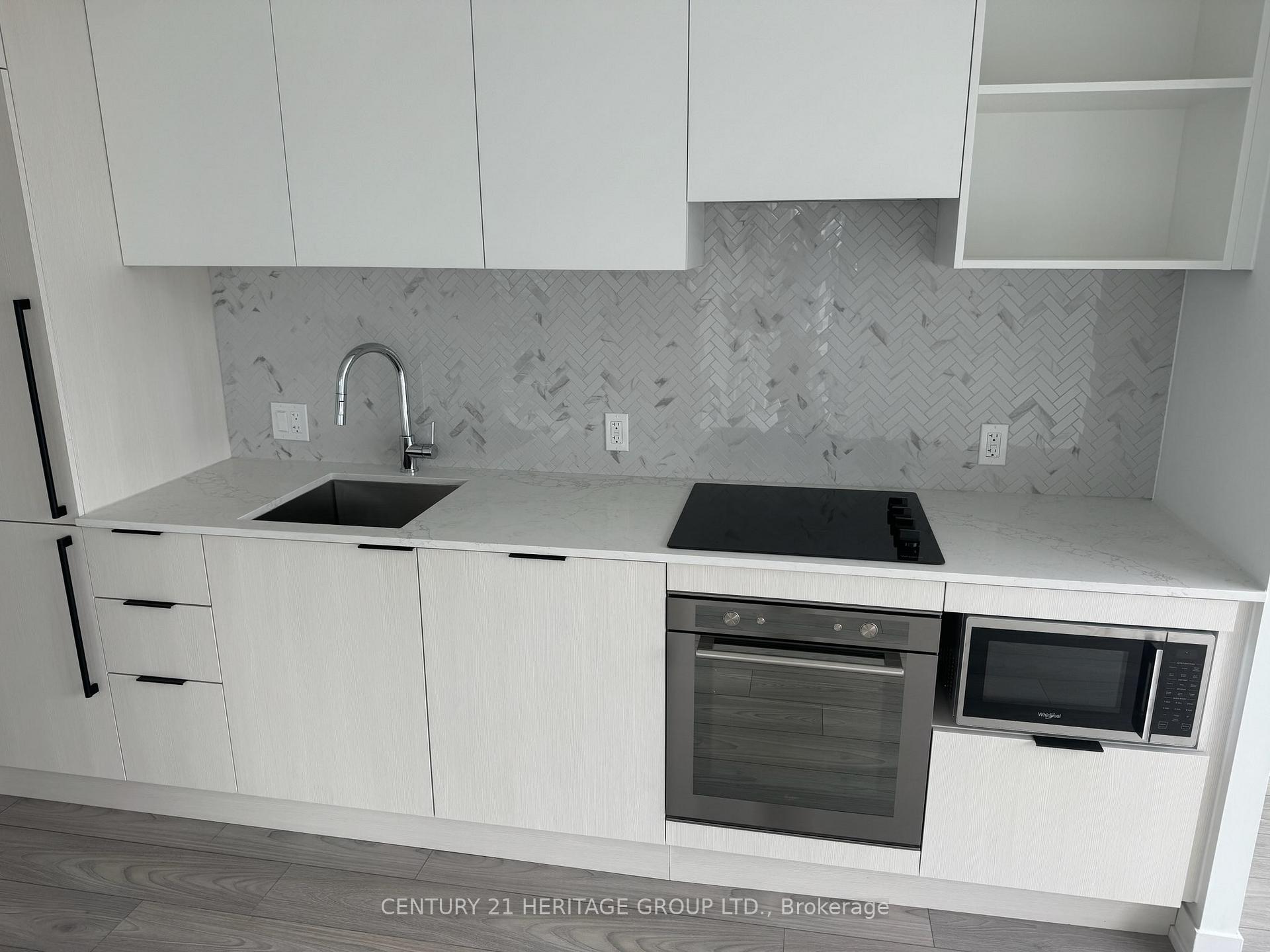 3 Bedrooms Condo at 199 Church,  Toronto For sale