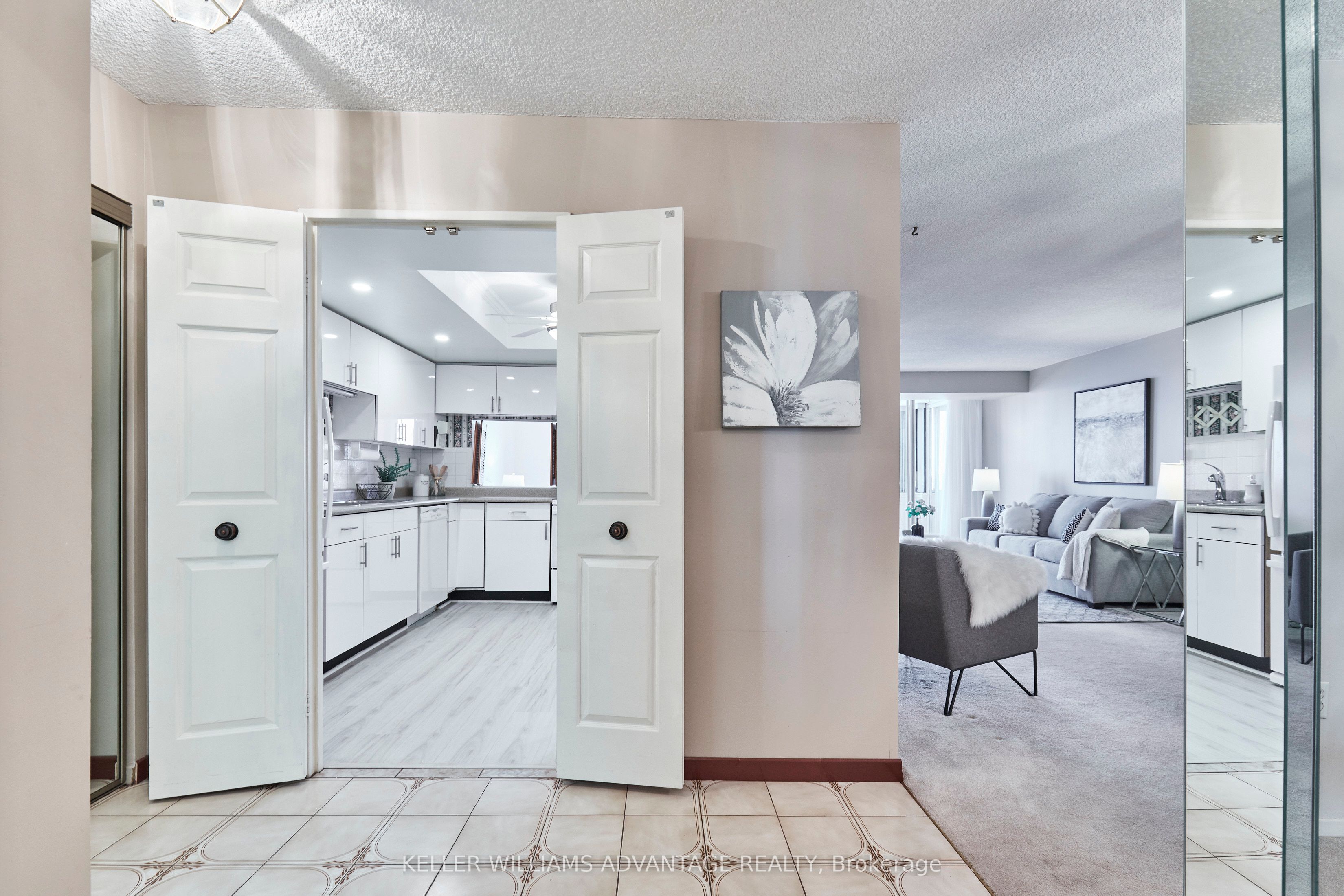 2330 Bridletowne Circle, #1105