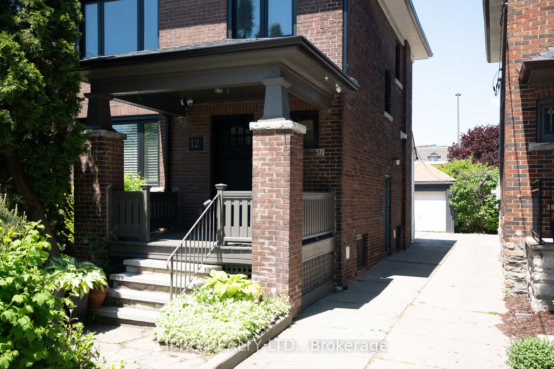 12 Mortimer Avenue