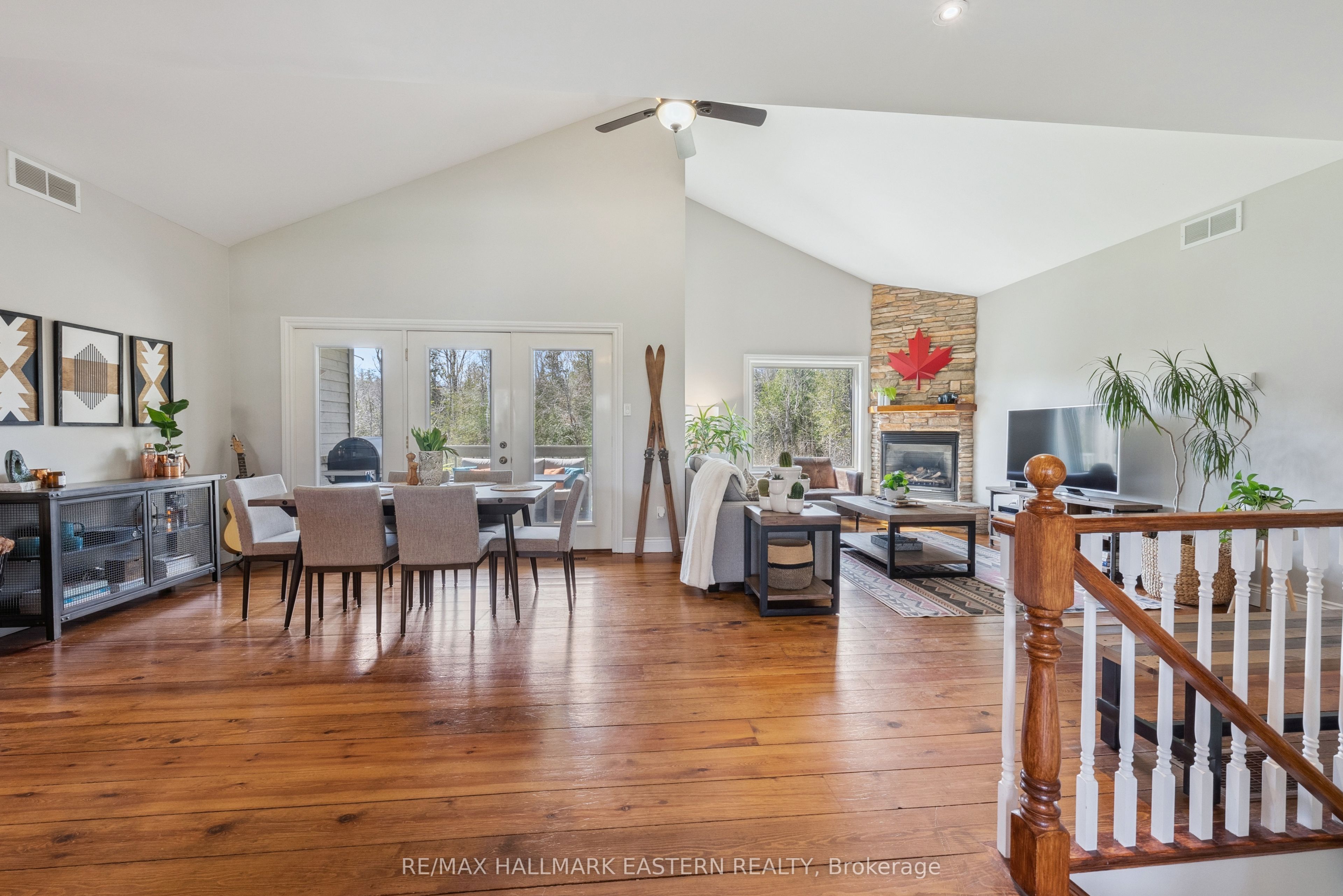 145 Arnott Drive, Selwyn, ON K0L 1T0