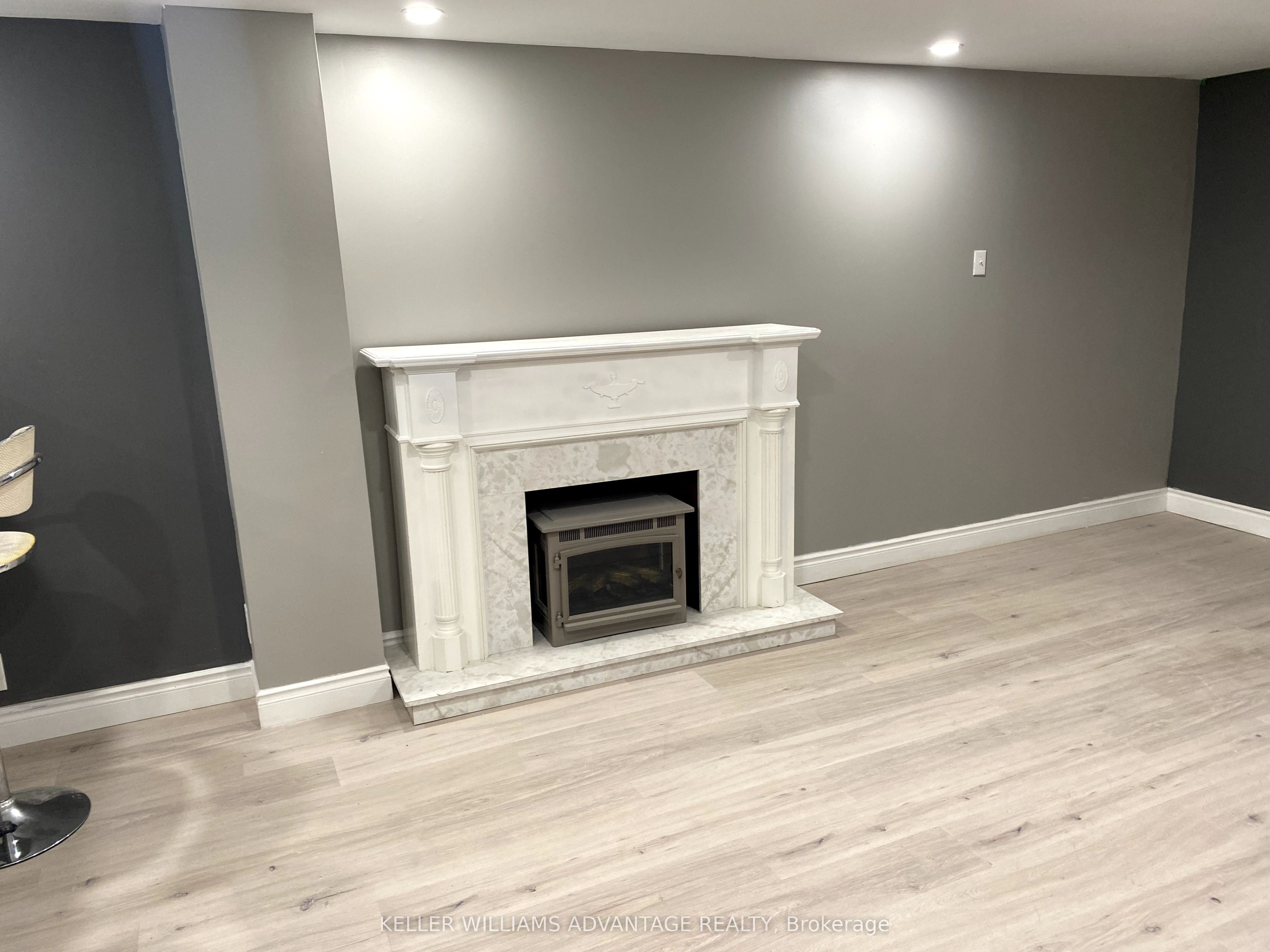 196 Lisa Marie Drive, #Lower