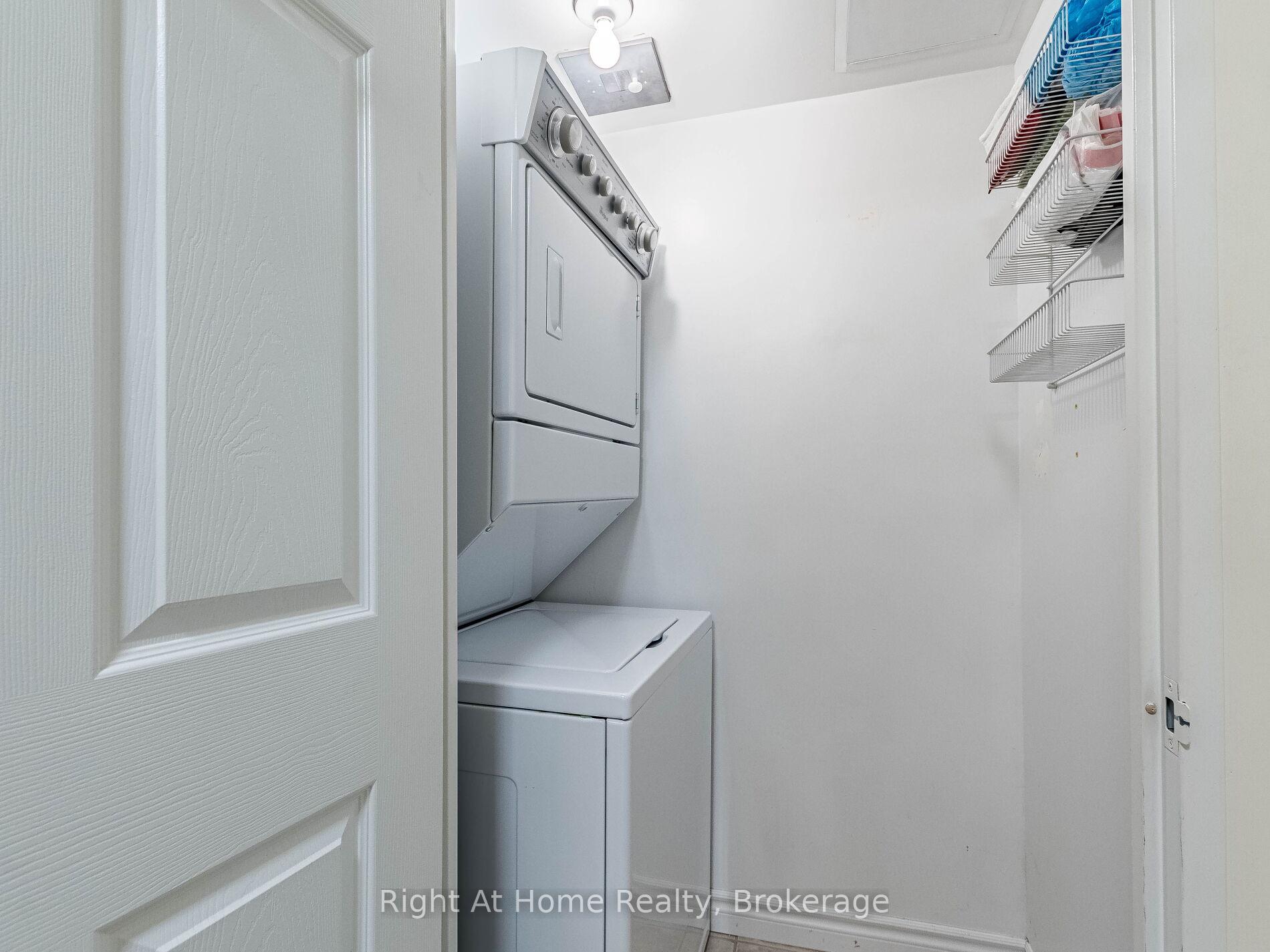 1 Bedroom Condo at 2300 Parkhaven, Oakville For sale