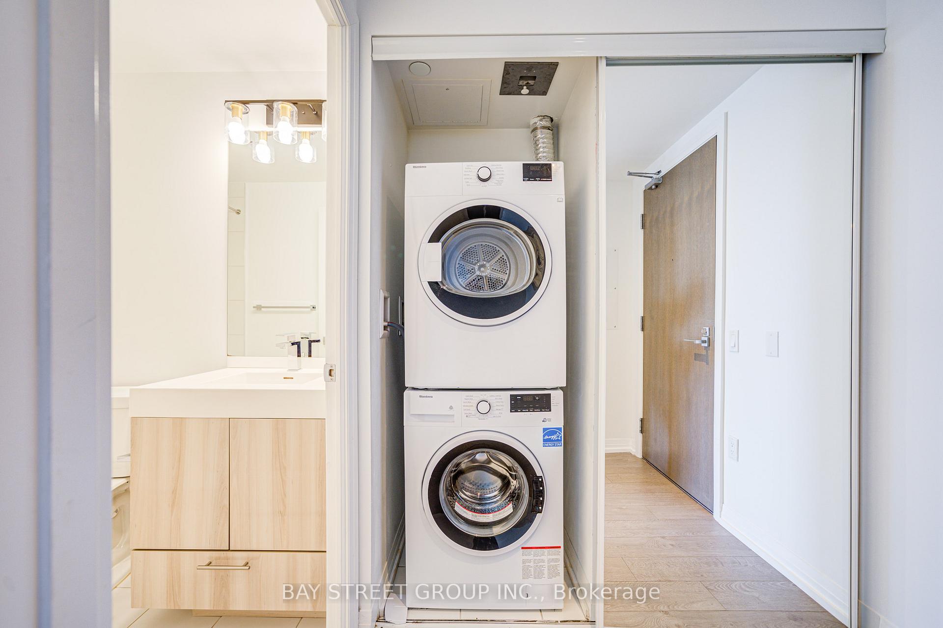 2 Bedrooms Condo at 251 Jarvis, Toronto For sale