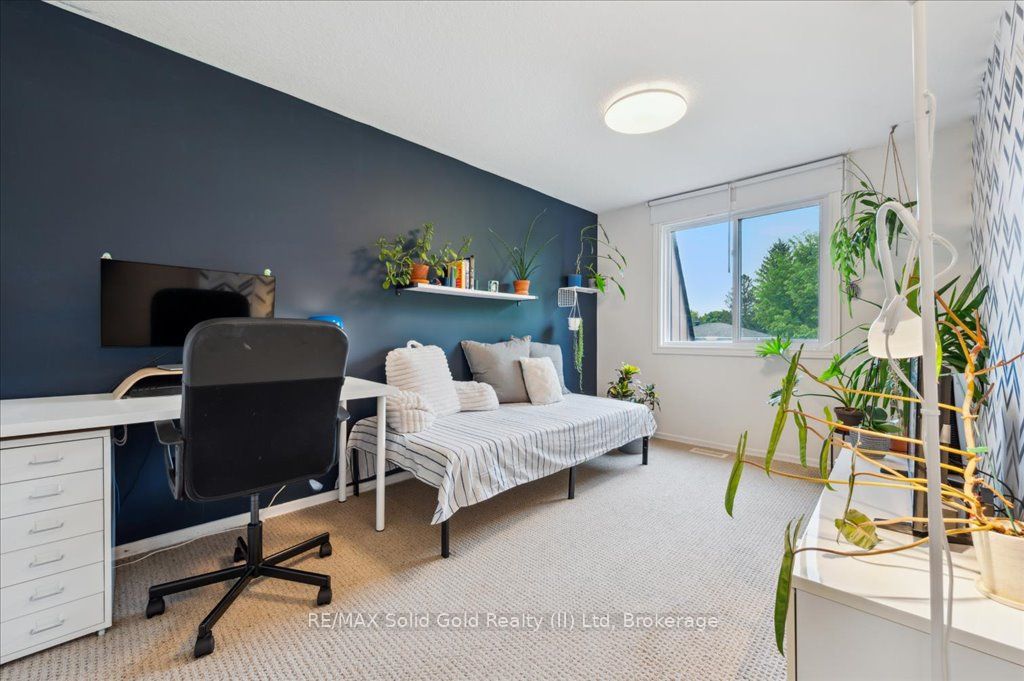 104 Kingswood Drive, #17
