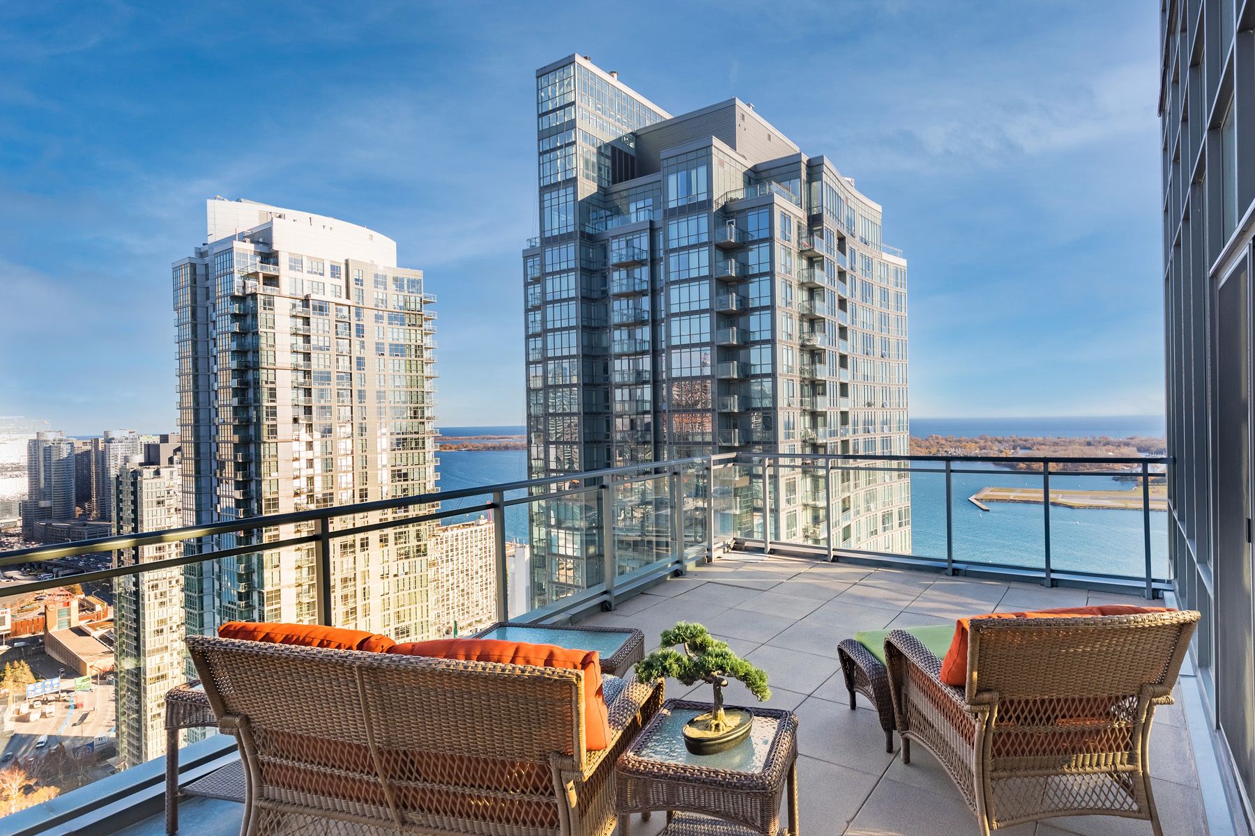 15 Fort York Boulevard PH05