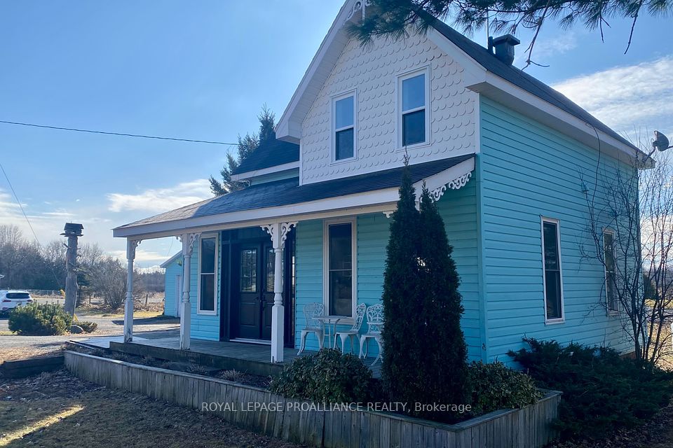 74A Quabbin Road, Front of Yonge, ON K0E 1R0