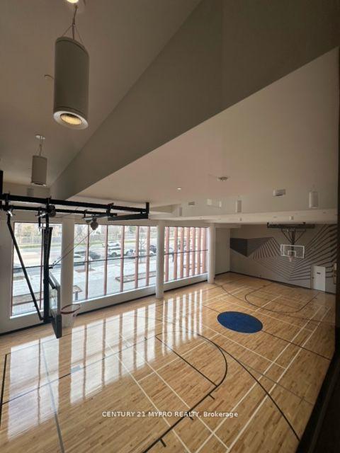 1 Bedroom Condo at 7950 Bathurst,  Vaughan For sale