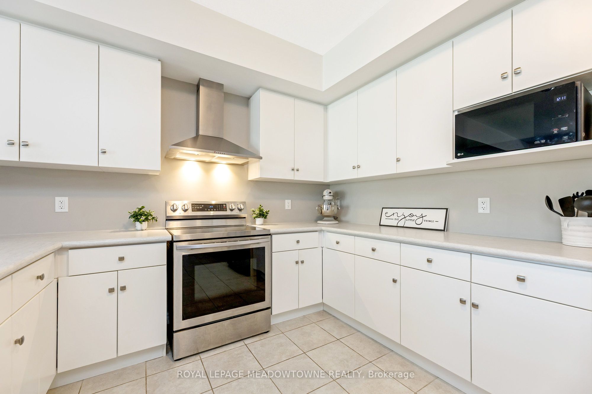107 Westra Drive, #7