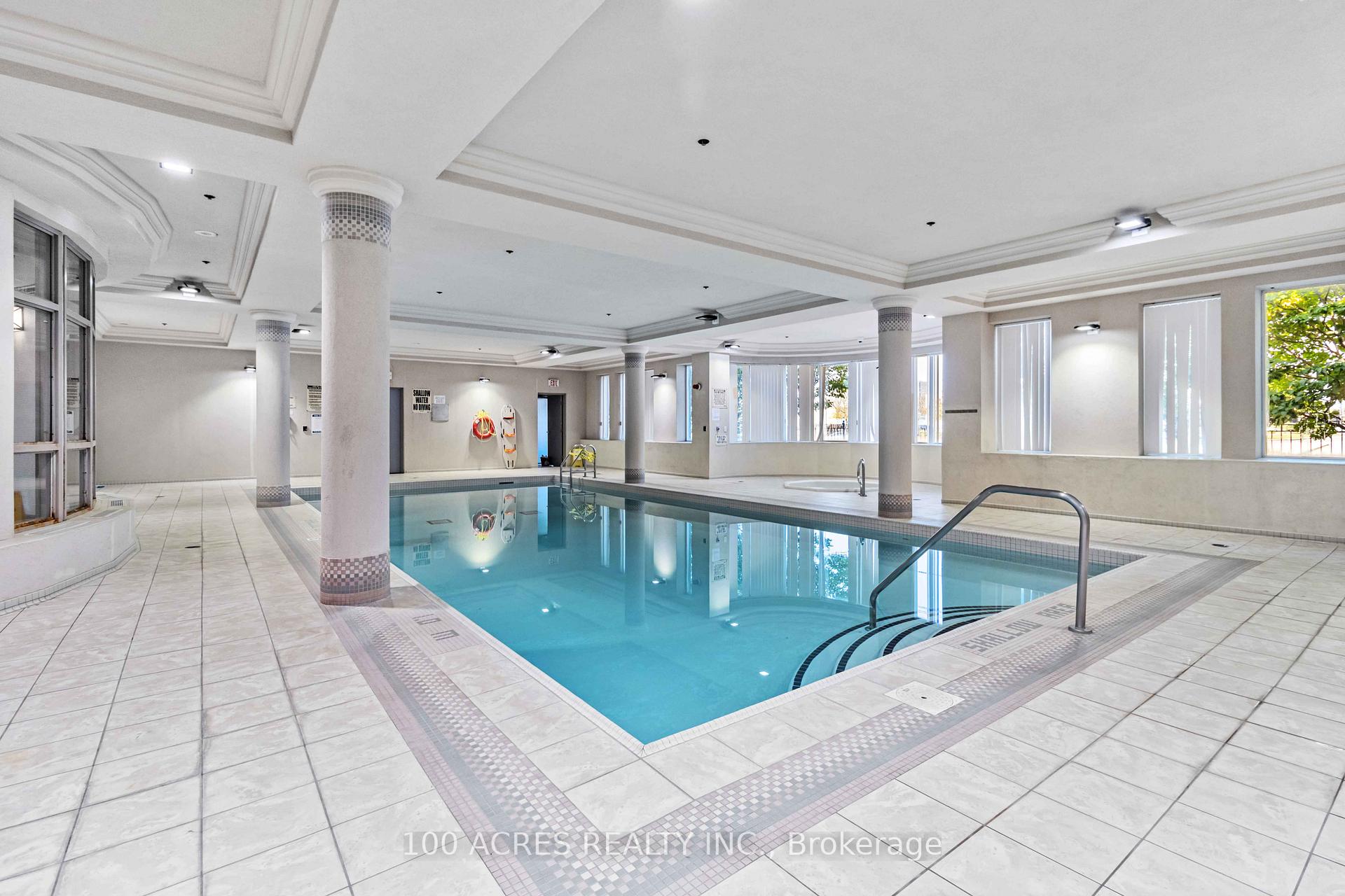 2 Bedrooms Condo at 4879 Kimbermount,  Mississauga For sale