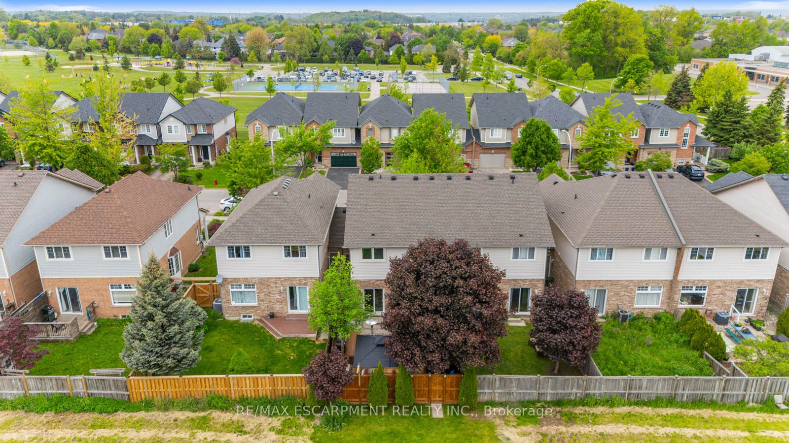 16 OLIVIA Place