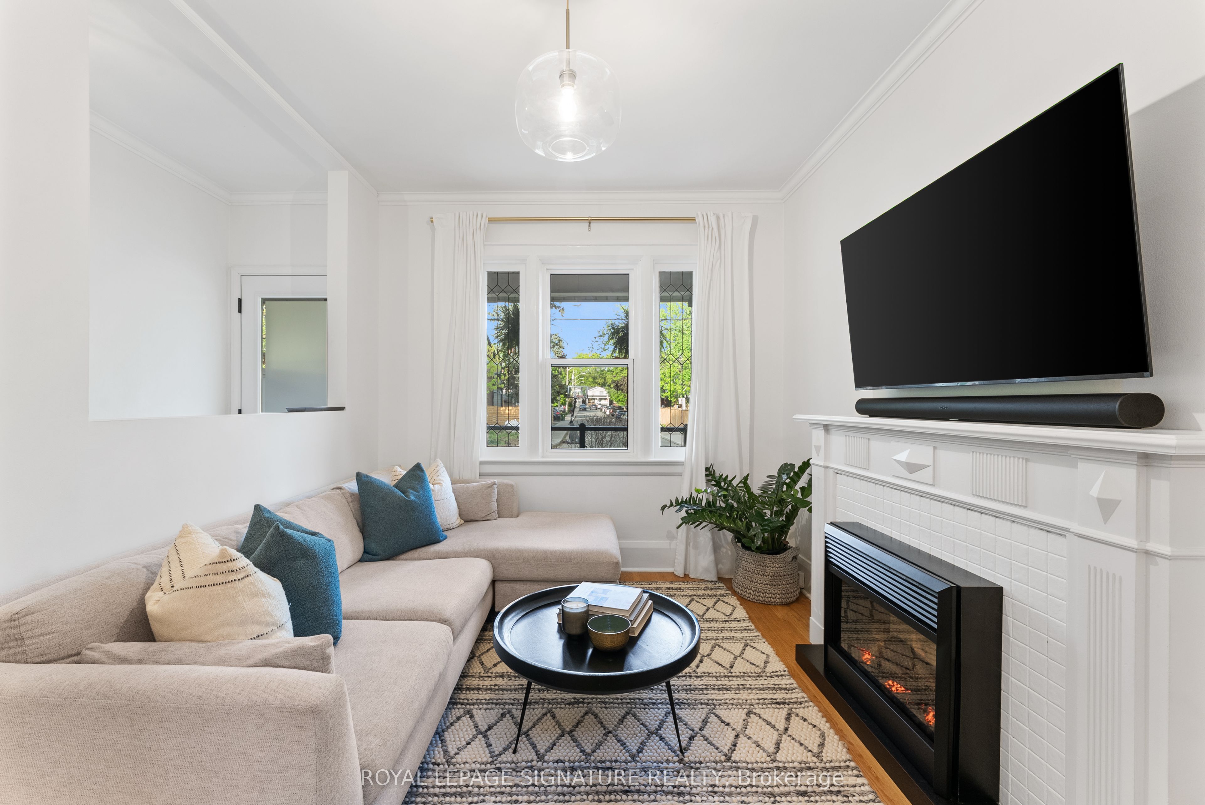142 Dewhurst Boulevard