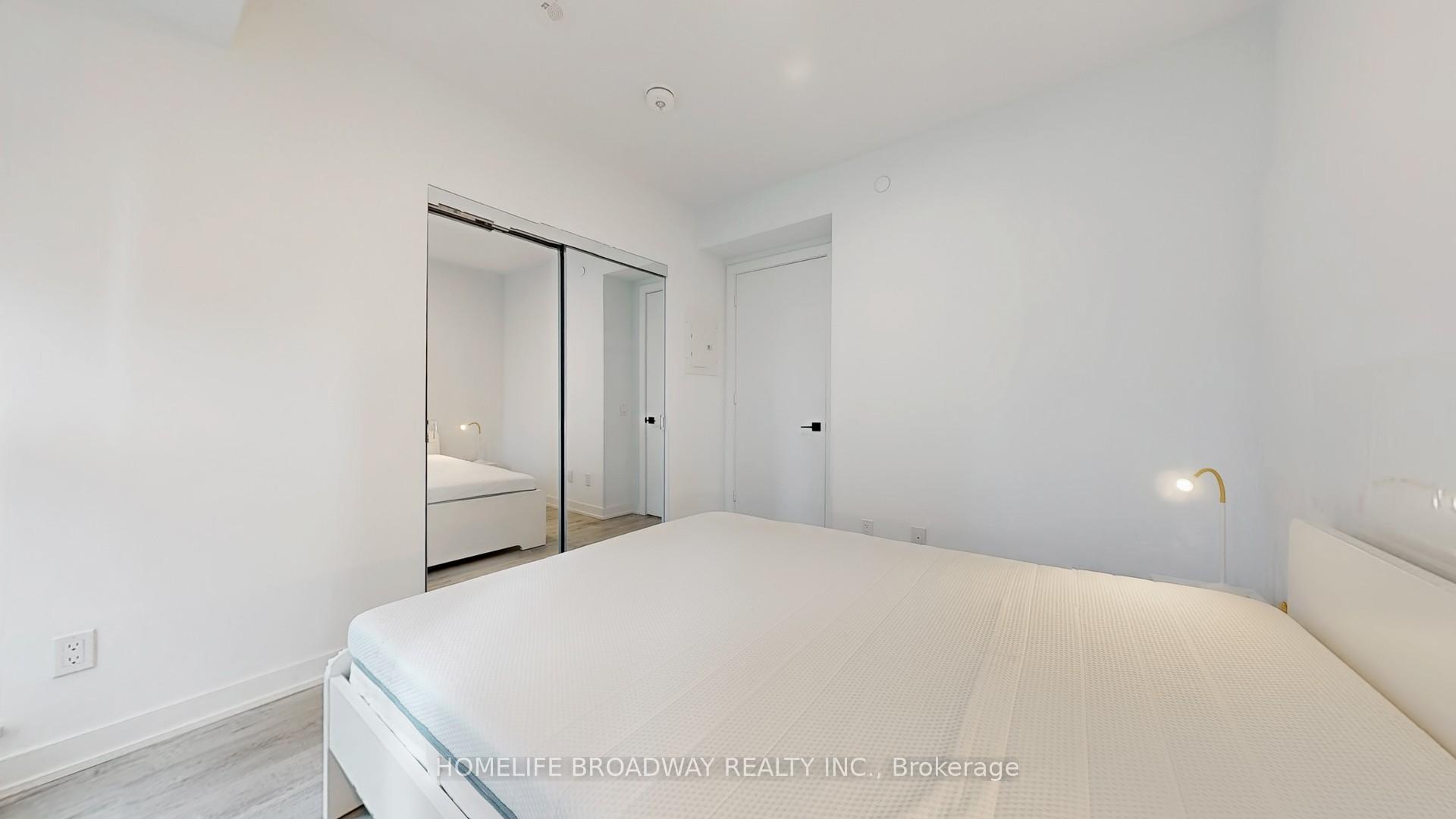 1 Bedroom Condo at 327 King, Toronto For sale