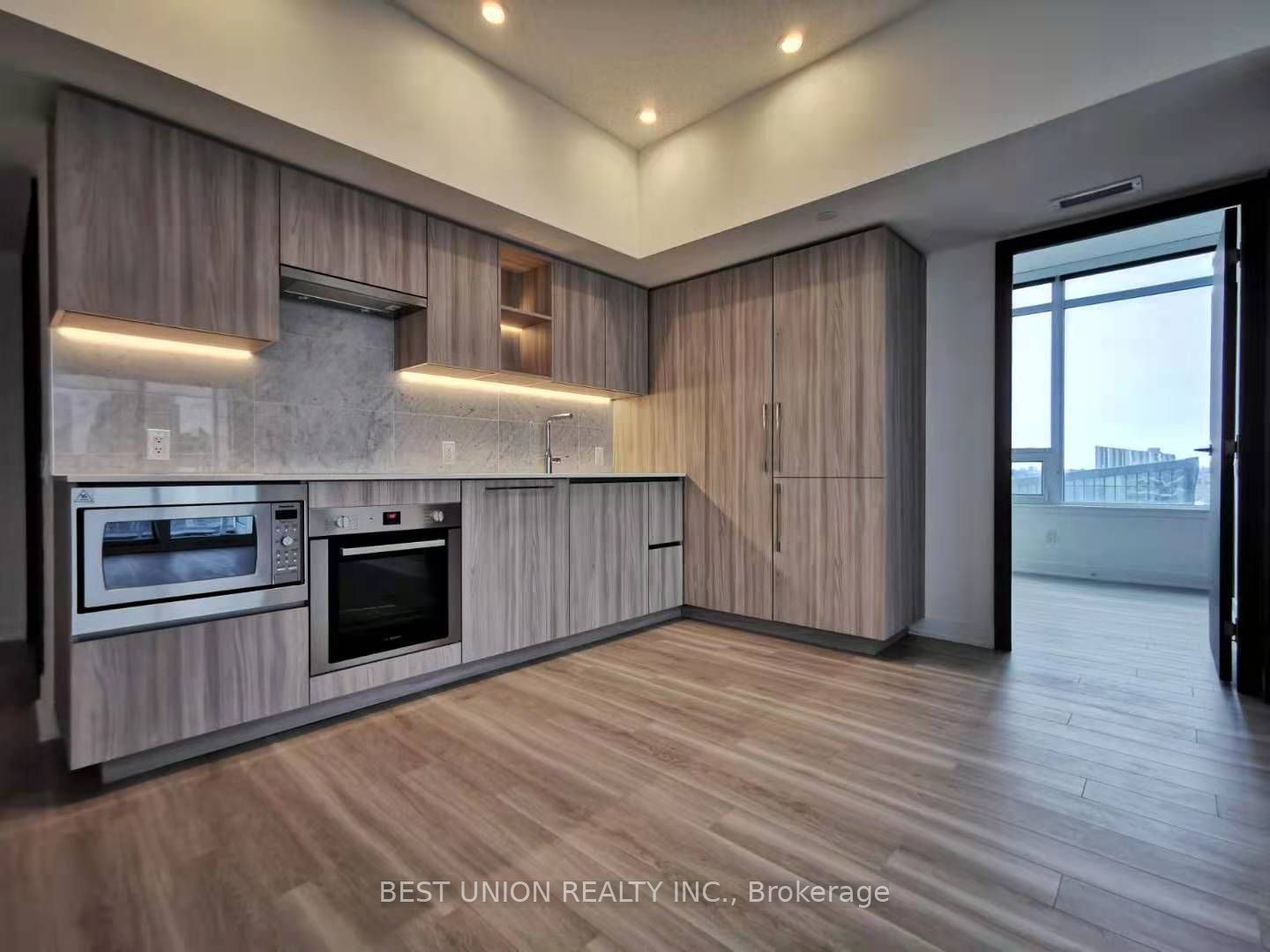 17 Bathurst Street, #3910