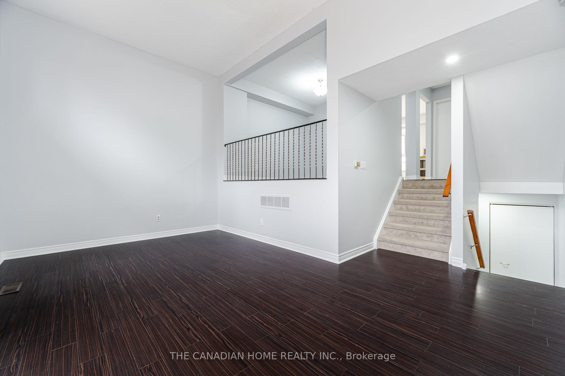 3 Bedrooms Condo at 4662 Kingston, Toronto For sale