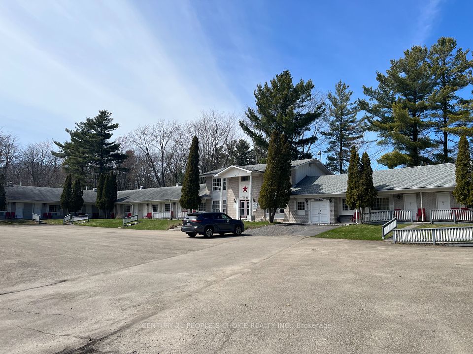 780 King Street, Gananoque, ON K7G 2H5