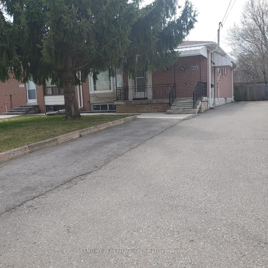 232 Blue Grass Boulevard