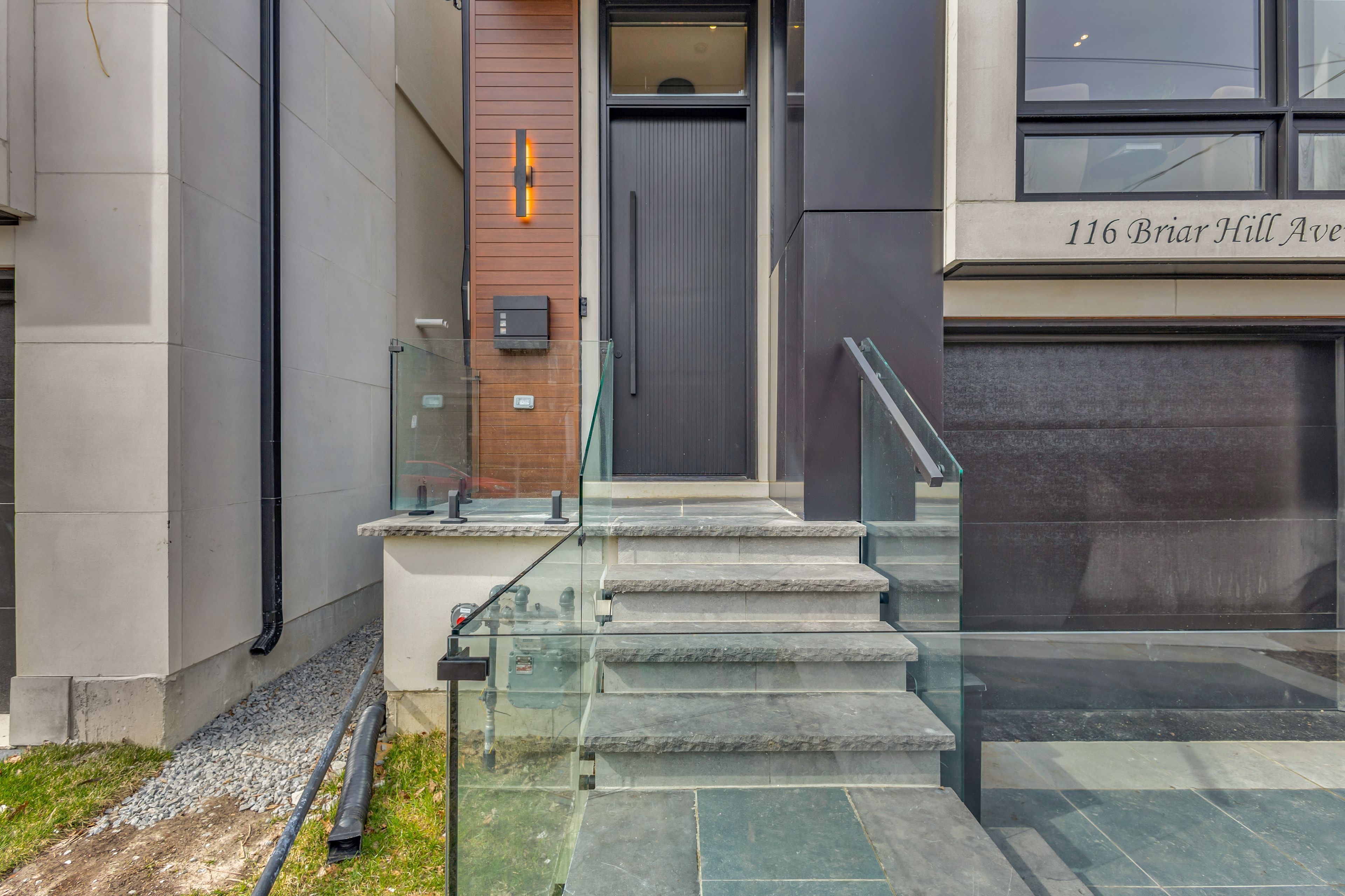 116 Briar Hill Avenue