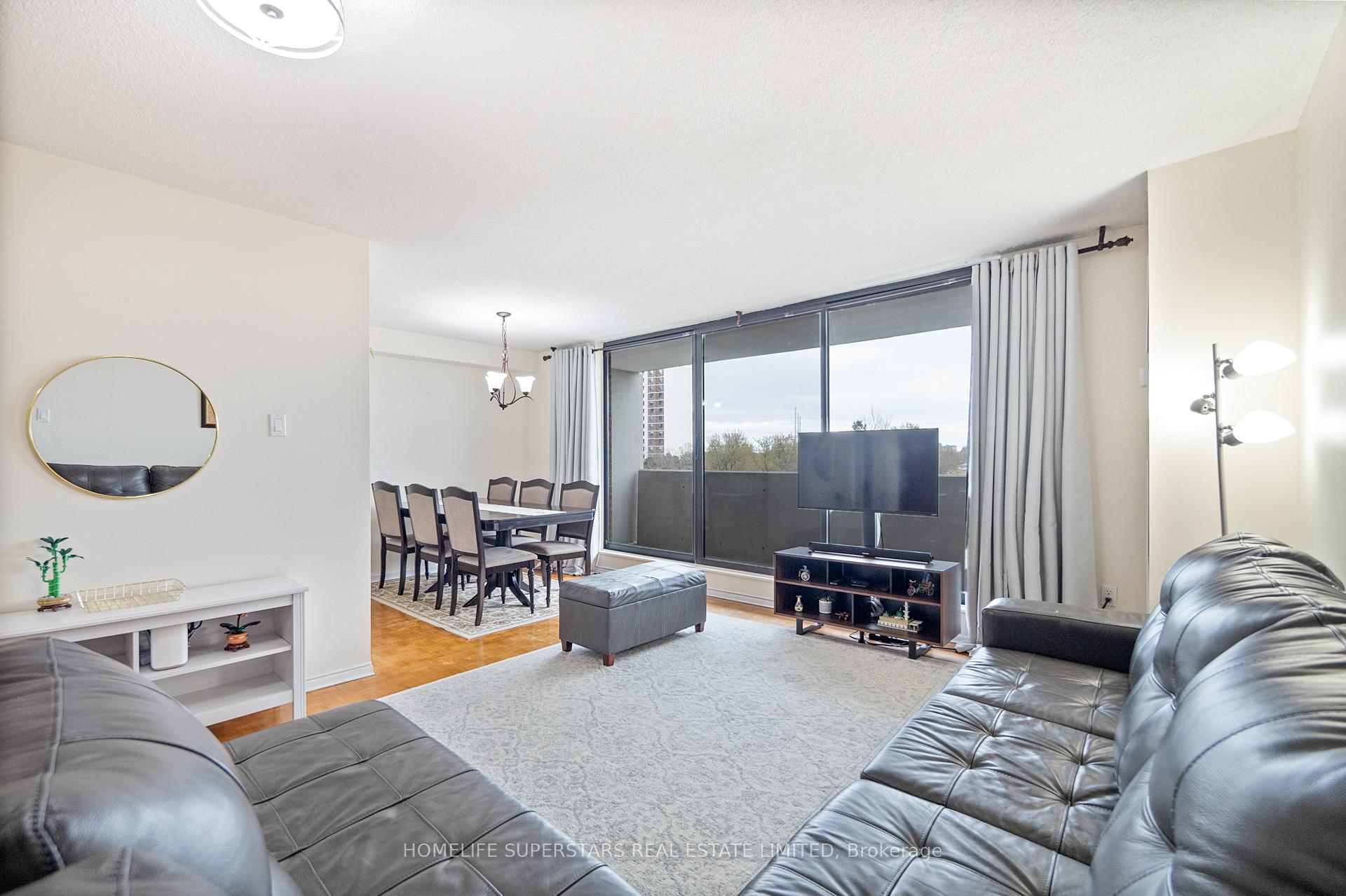 2 Bedrooms Condo at 301 Prudential, Toronto For sale