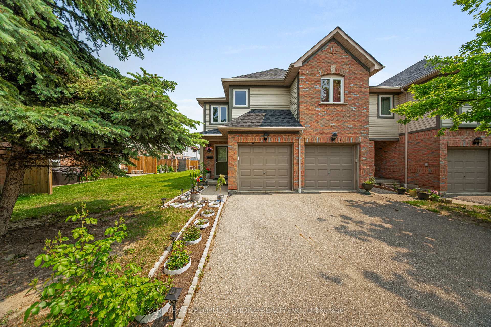 4 Bedrooms Condo at 5255 Guildwood, Mississauga For sale