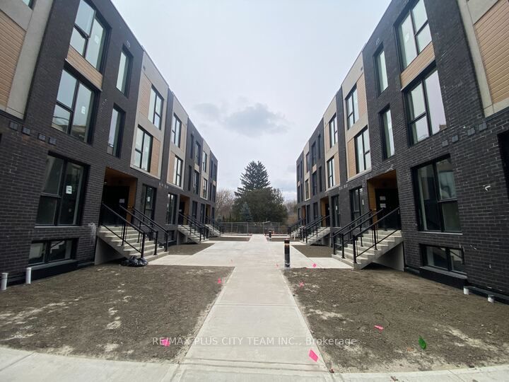 178 Clonmore Drive #BlkB #9, Toronto E06 Birchcliffe-Cliffside