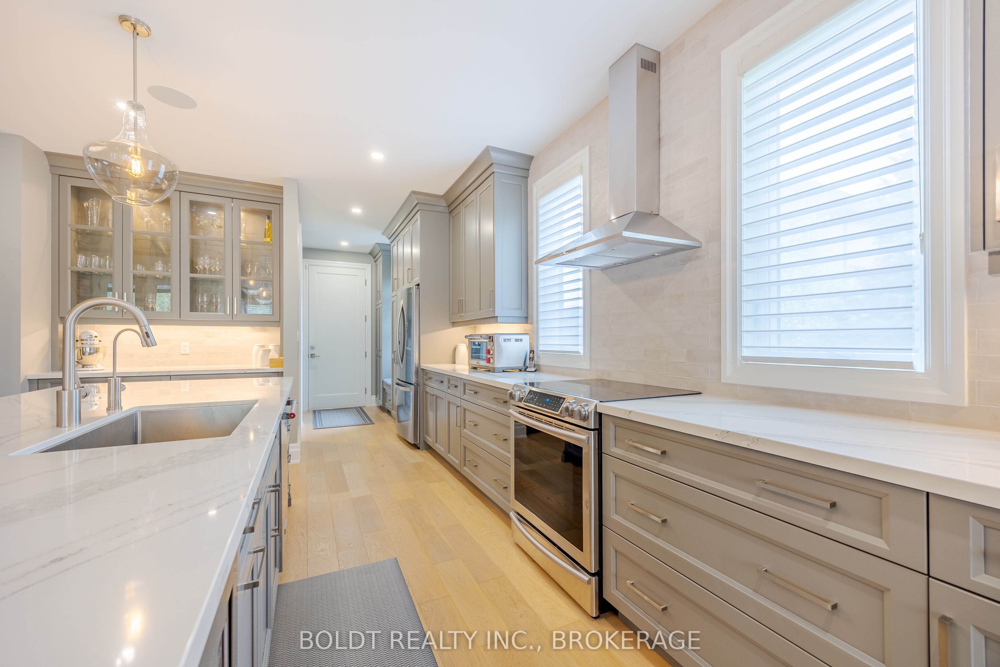 22 Joyce Crescent