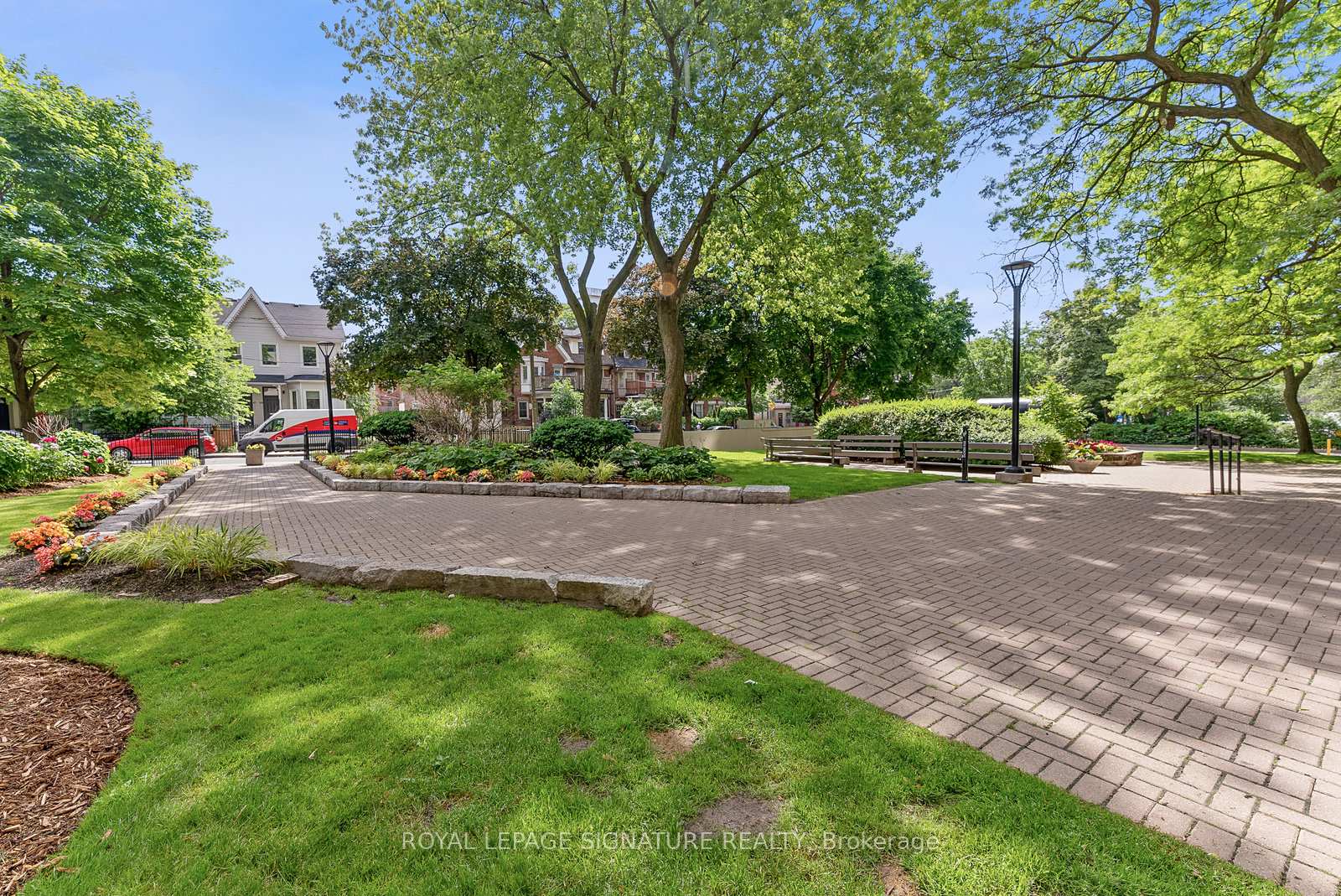 2 Bedrooms Condo at 40 Homewood, Toronto For sale