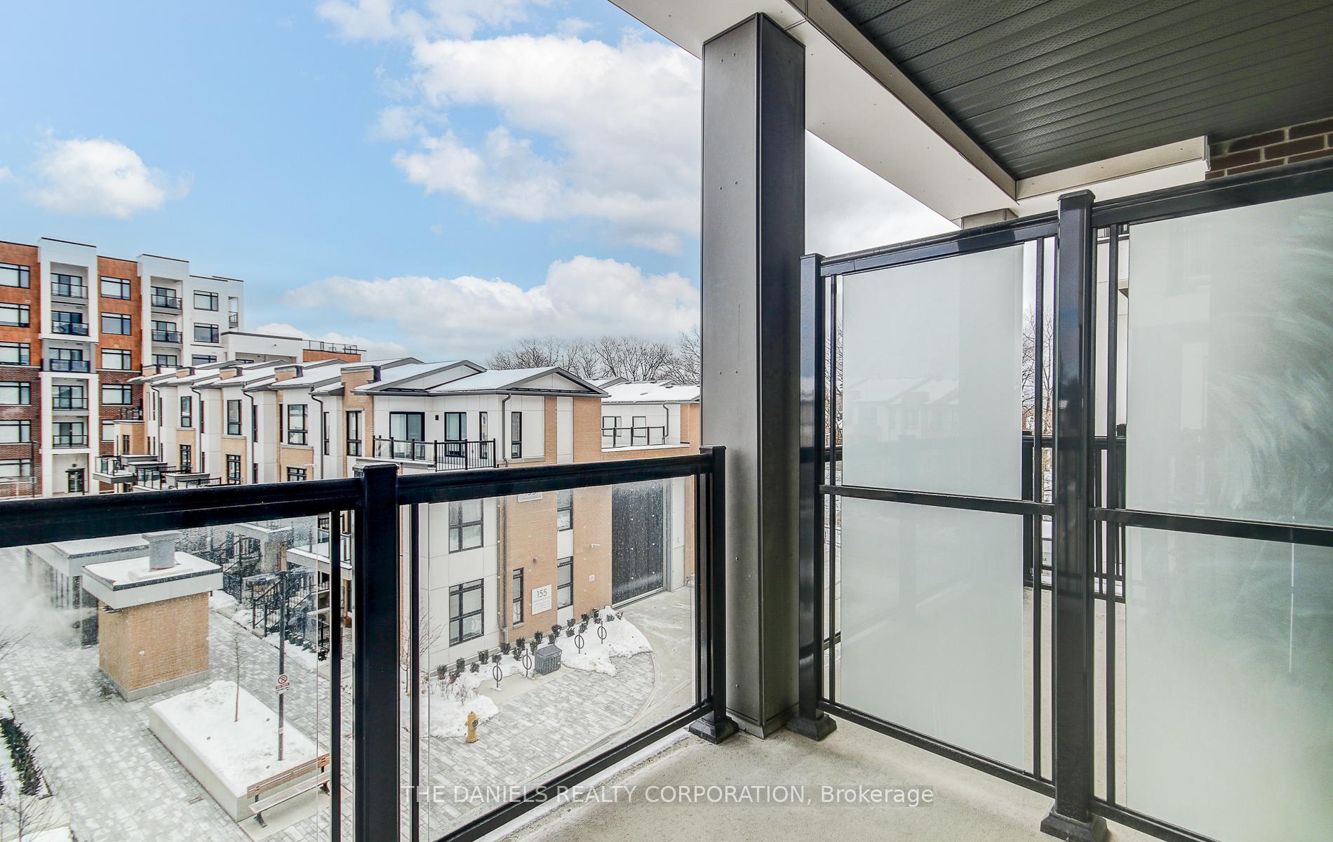 1 Bedroom Condo at 165 Canon Jackson,  Toronto For sale