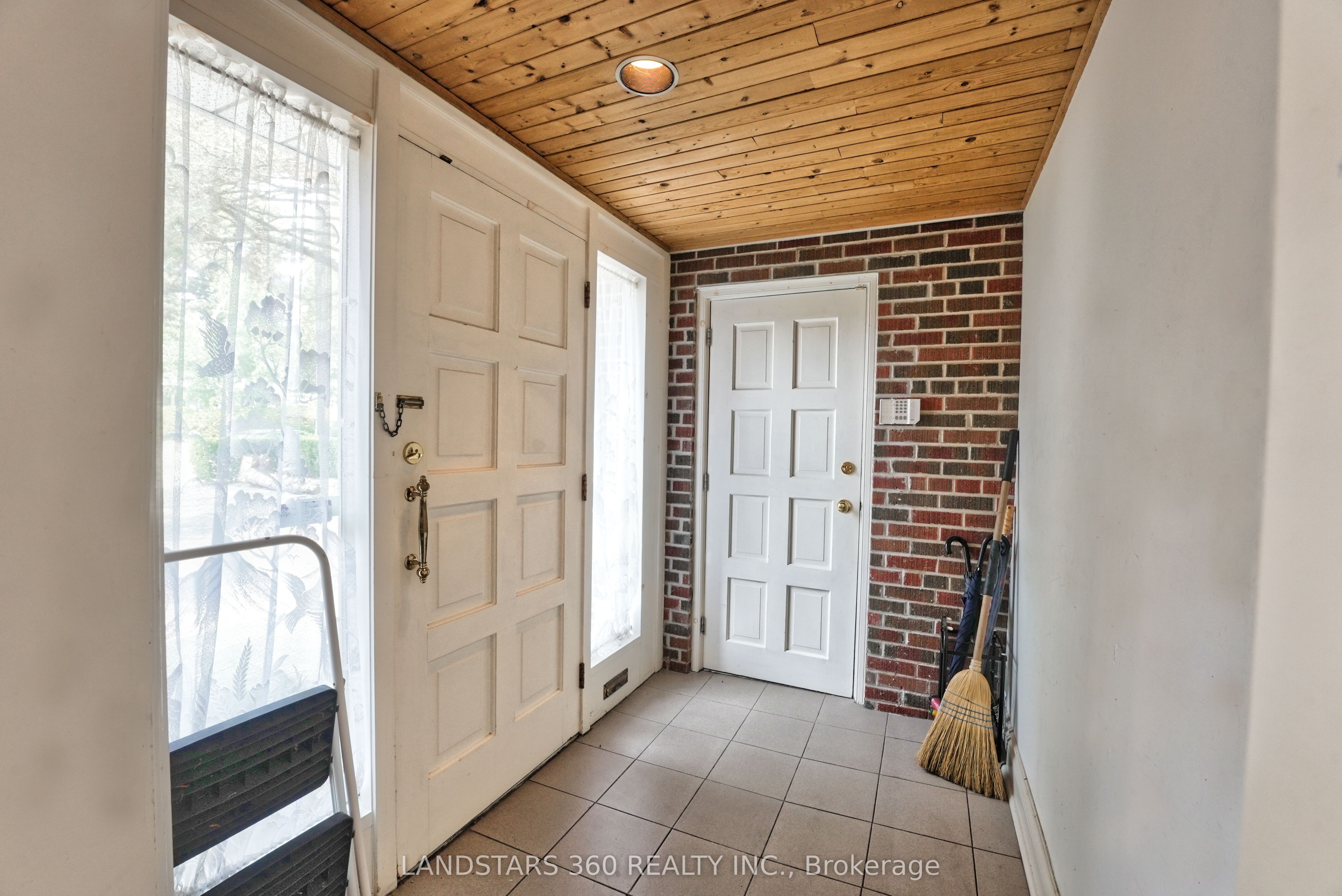 3 Shady Oaks Crescent