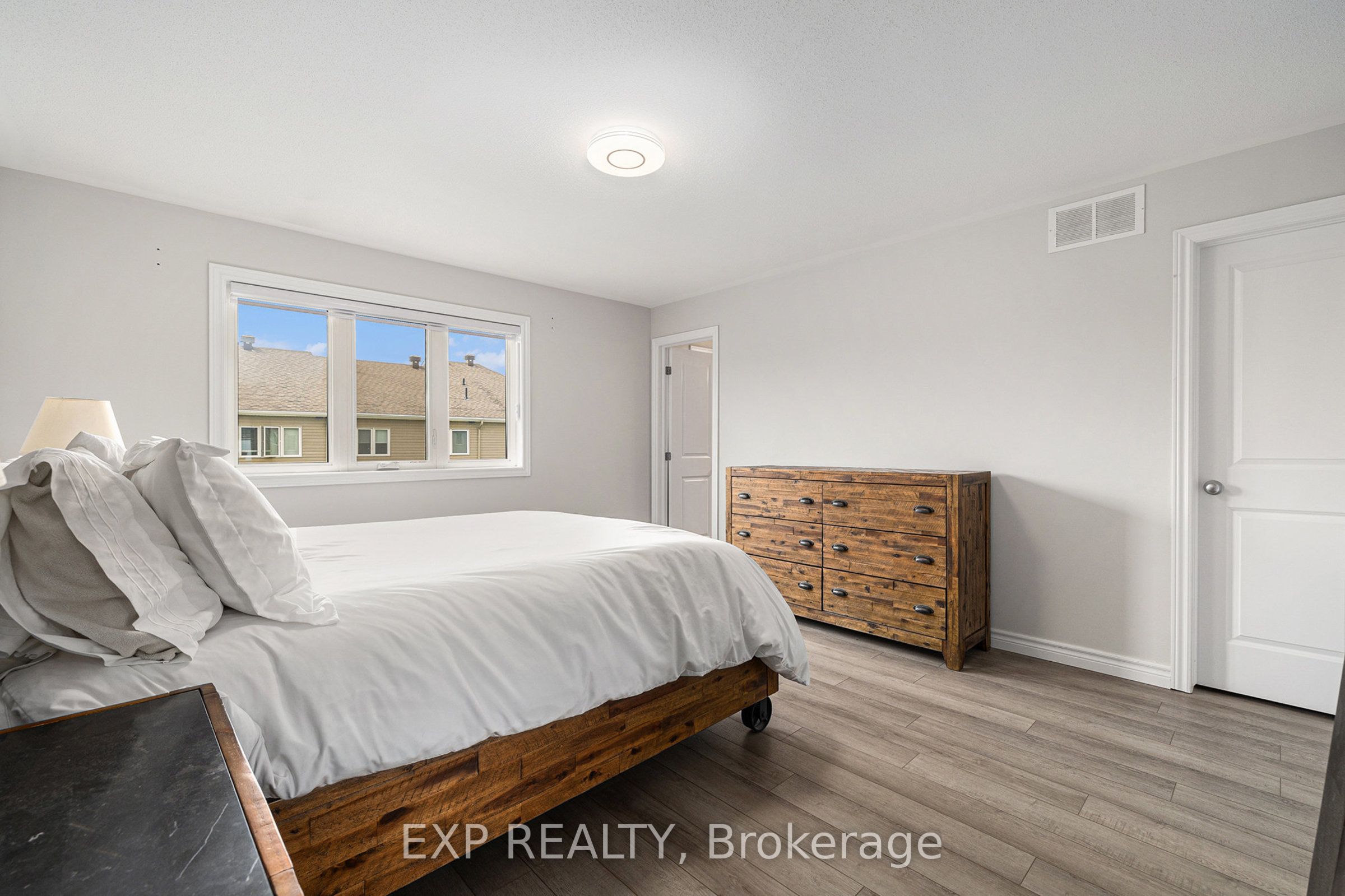 606 Geranium Walk