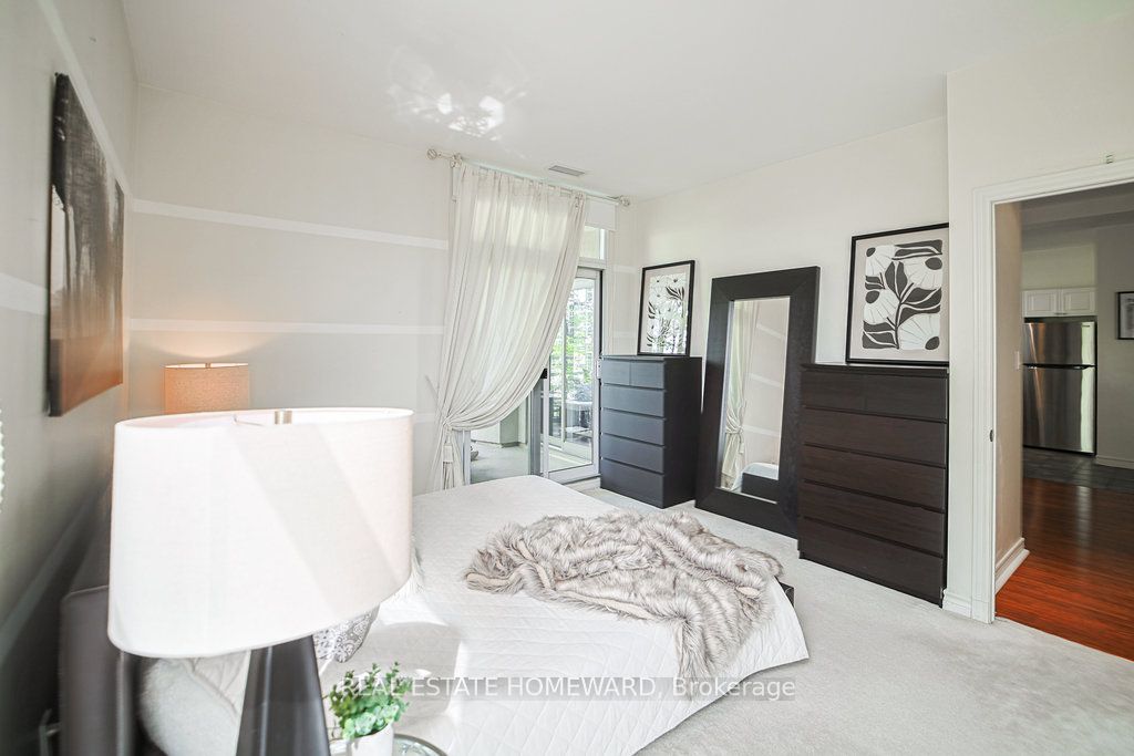 1 Leaside Park Drive, #209