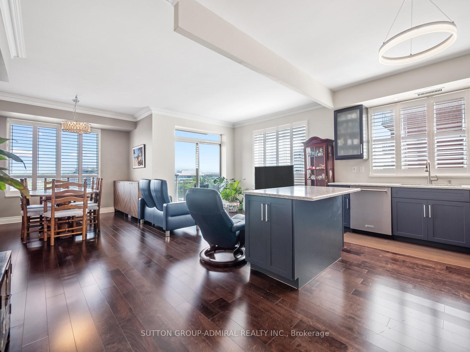 2 Bedrooms Condo at 2 Clairtrell, Toronto For sale