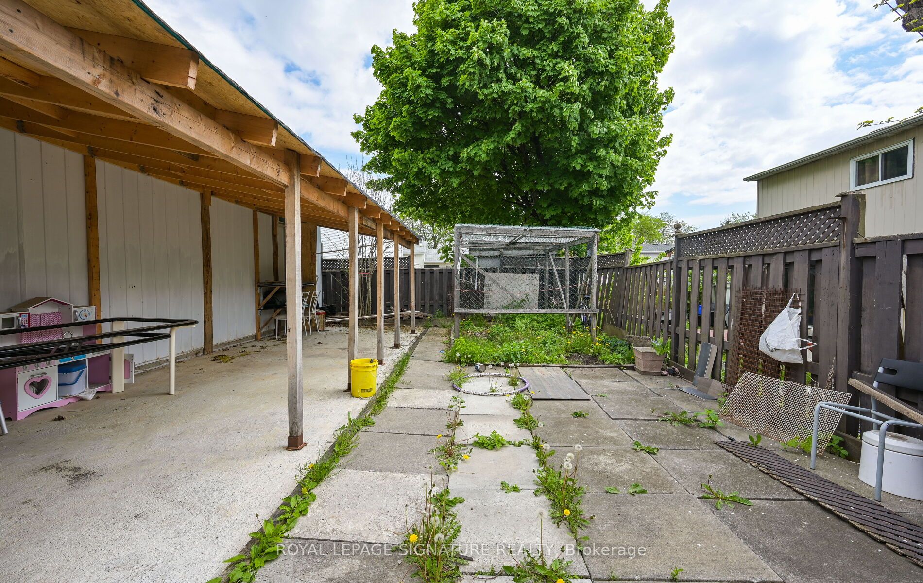 10 Heatherside Court