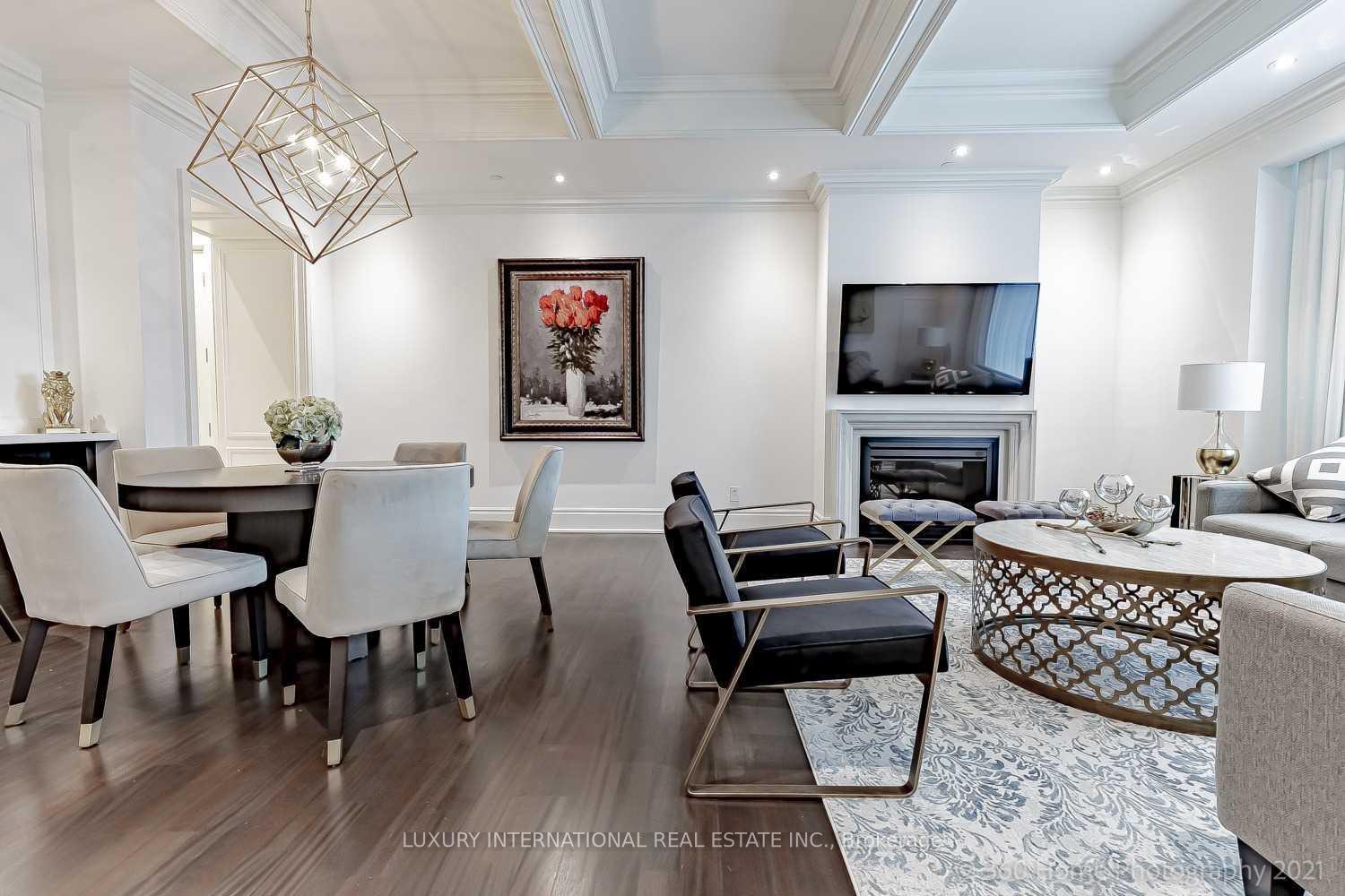 2 Bedrooms Condo at 311 Bay,  Toronto For sale