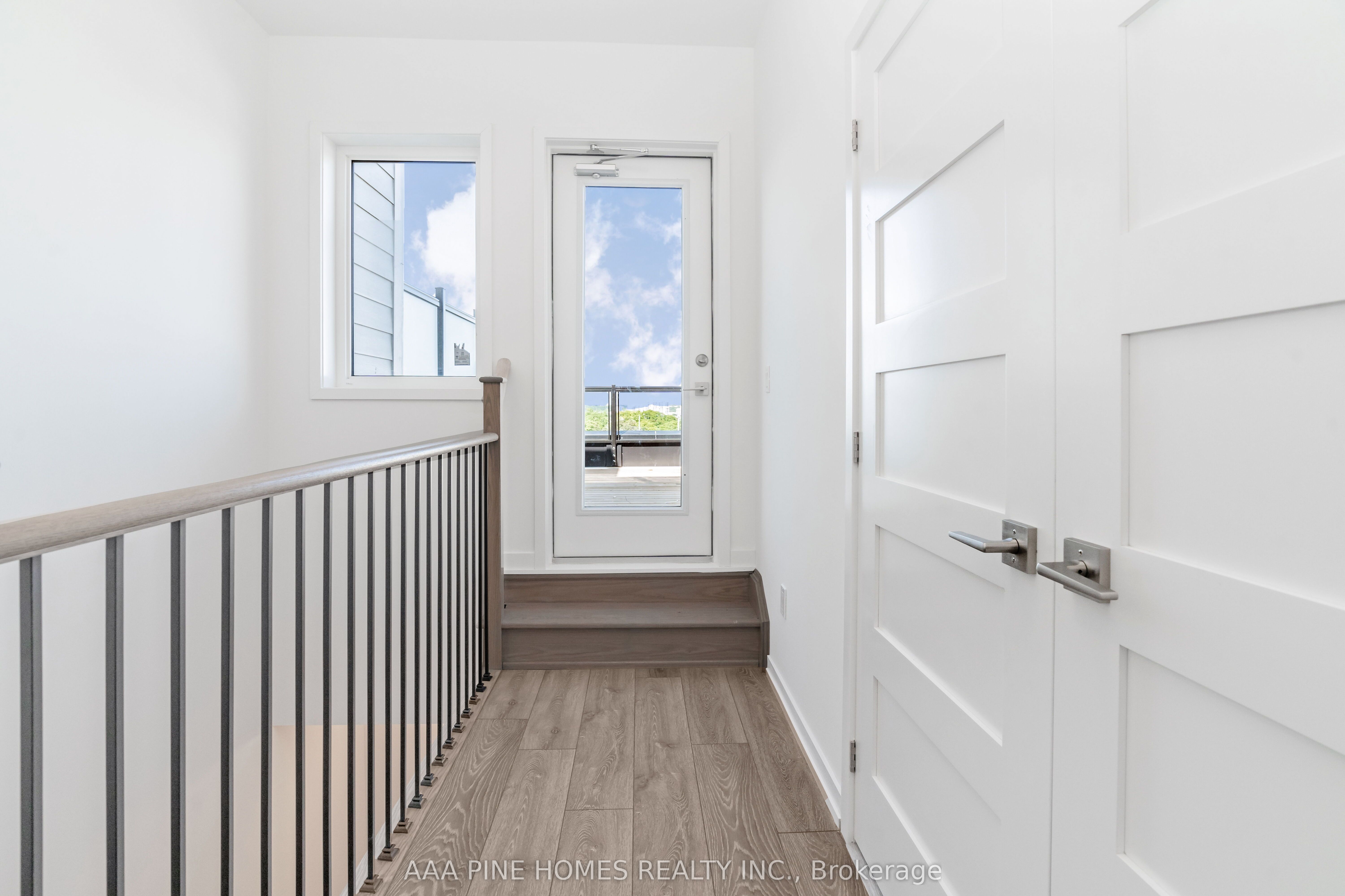 20 Lytham Green Circle, ##4